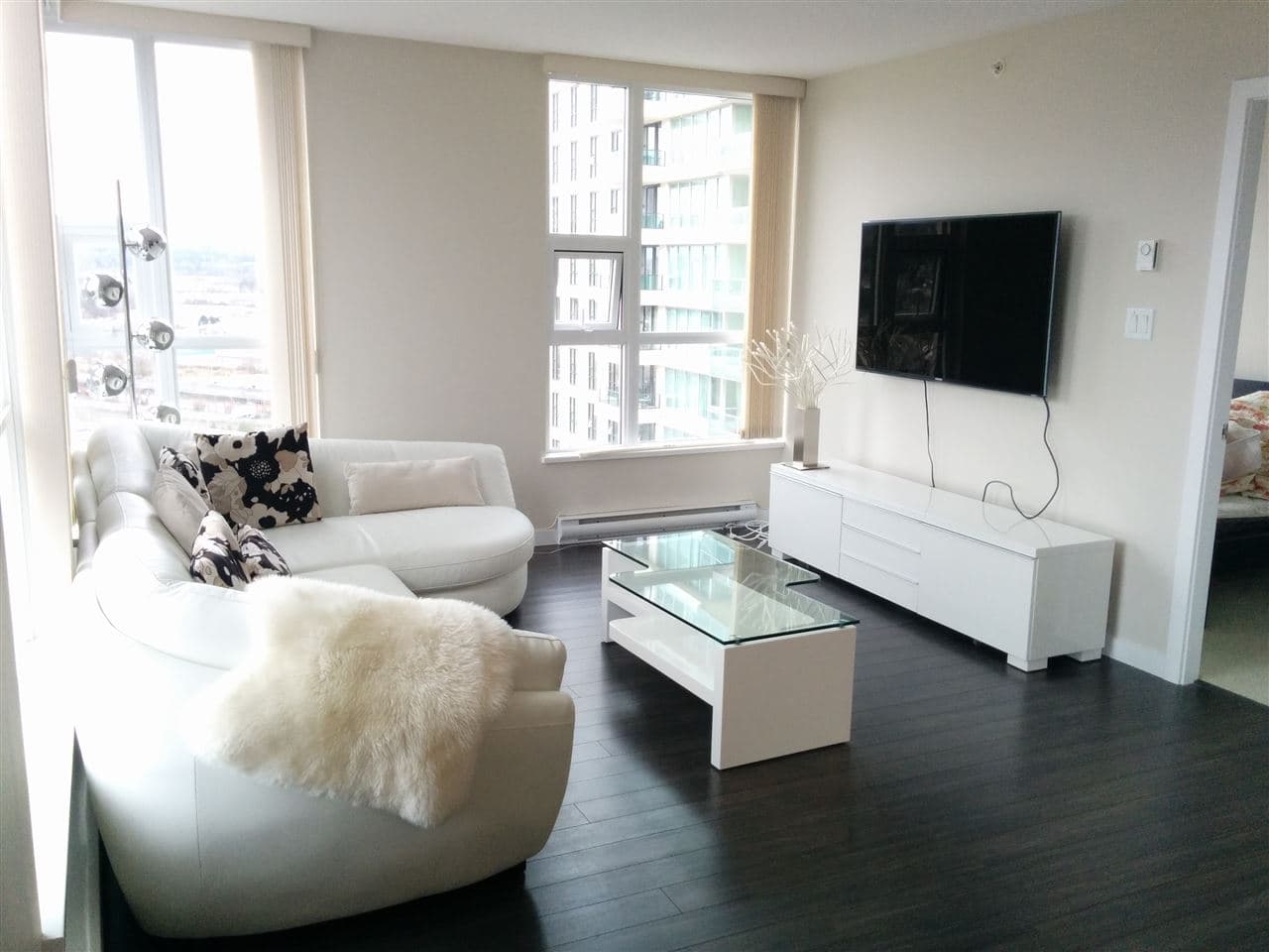 20fl - 2200 Douglas Road, Burnaby, V5C 5A7 — photo 3