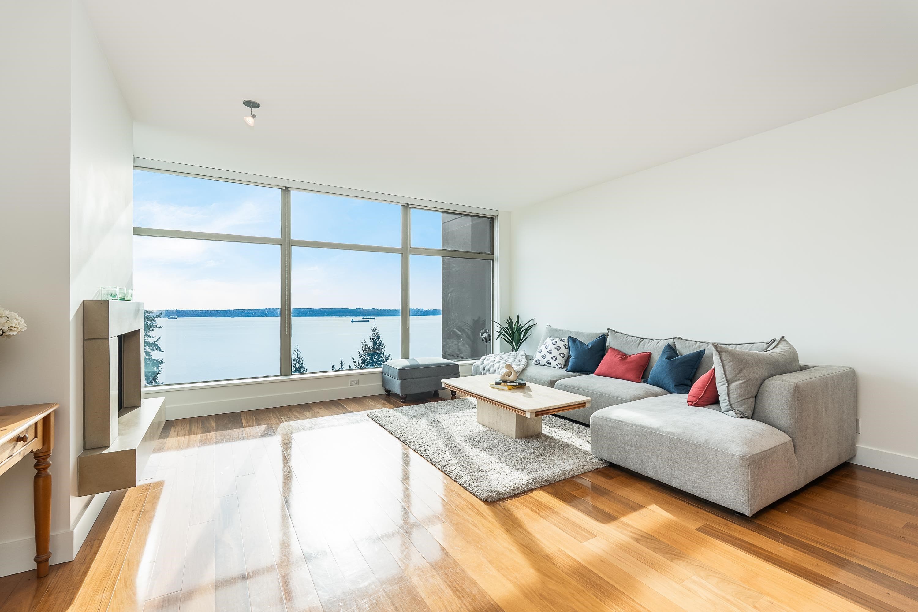 1101 - 3335 Cypress Place, West Vancouver, V7S 3J8 — photo 2