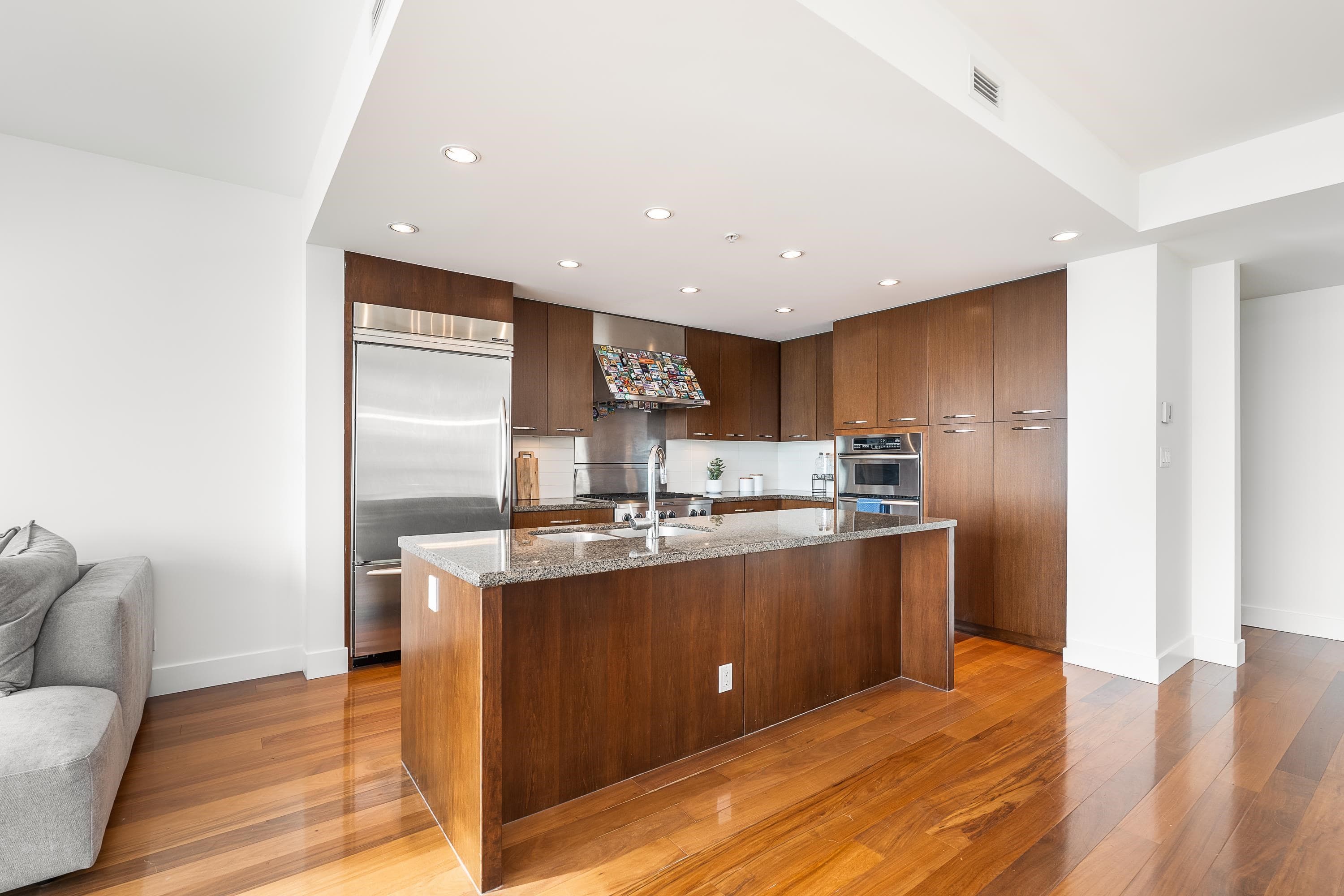 1101 - 3335 Cypress Place, West Vancouver, V7S 3J8 — photo 5