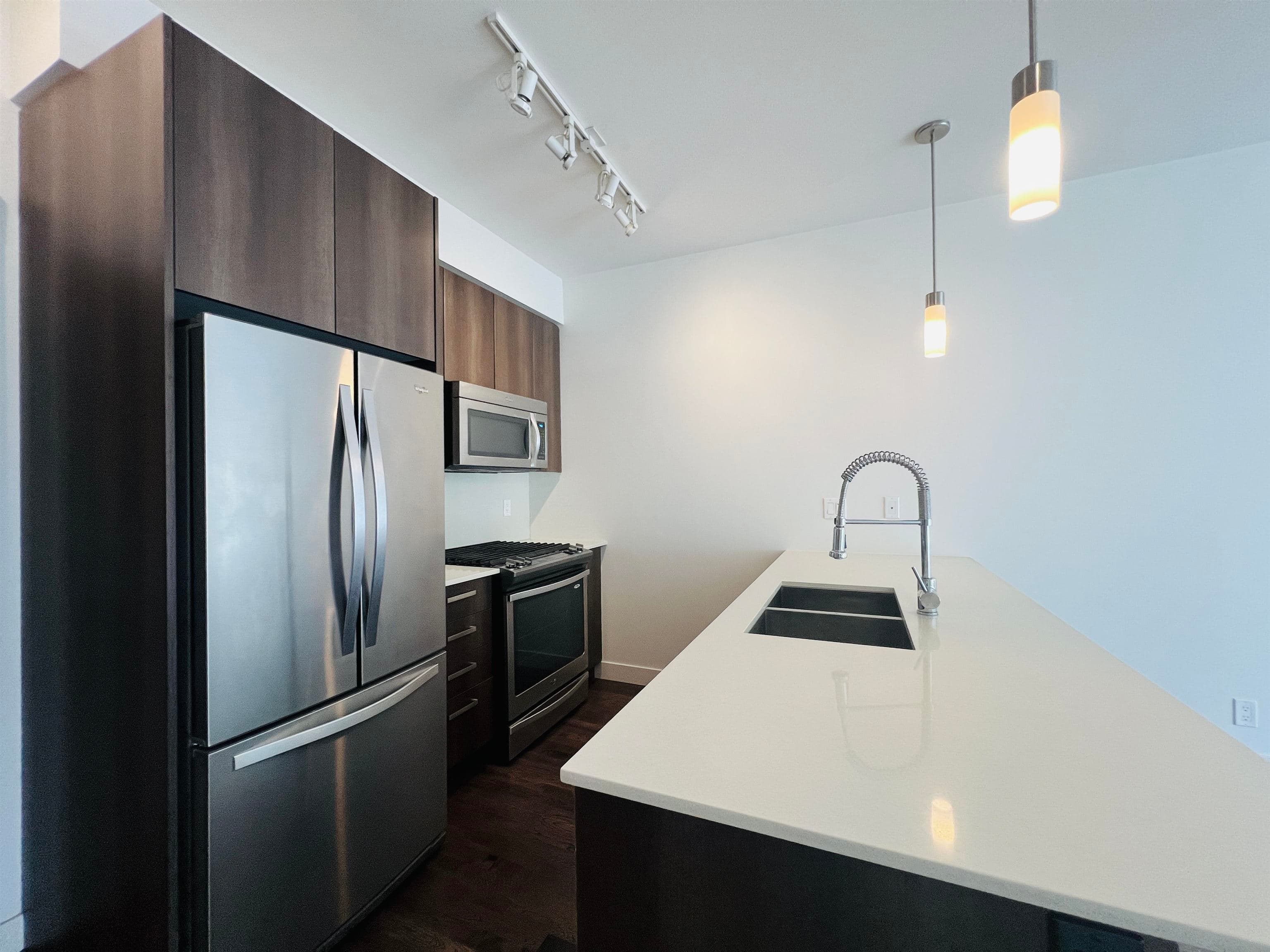 416 - 7058 14th Avenue, Burnaby