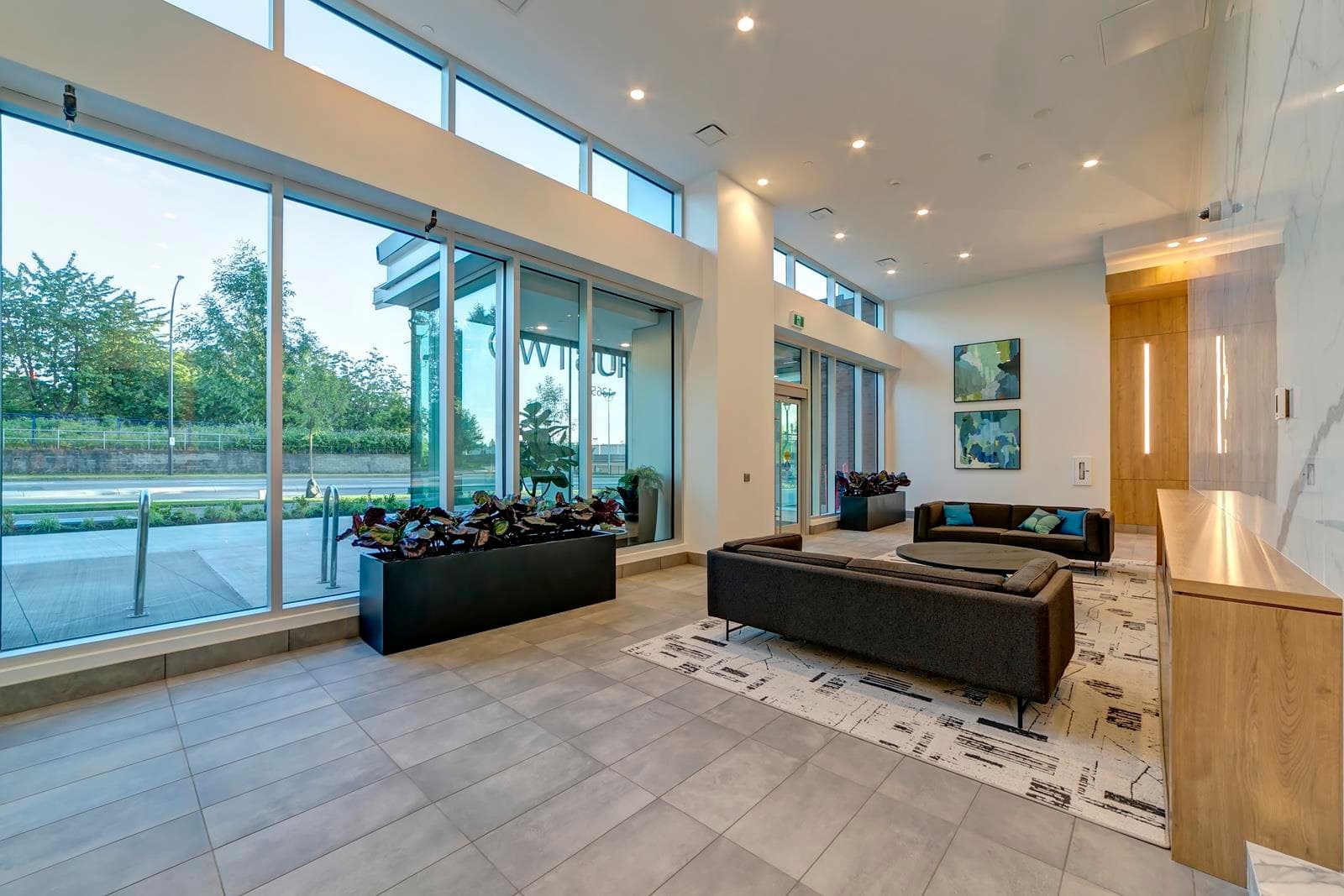 13xx - 13655 Fraser Highway, Surrey, V3T 0P8 — photo 3
