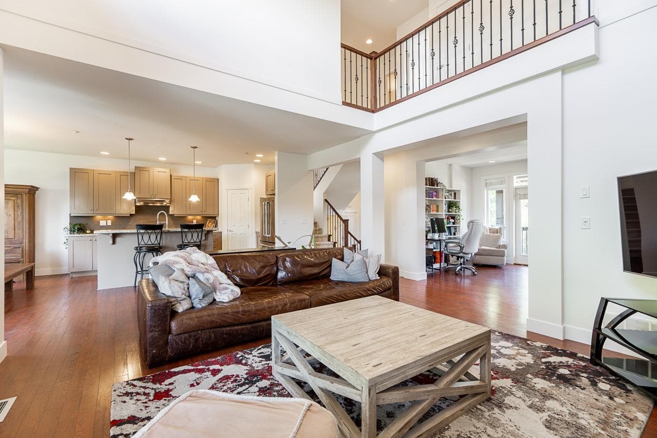 13622 228th Street, Maple Ridge, V4R 0B5 — photo 5