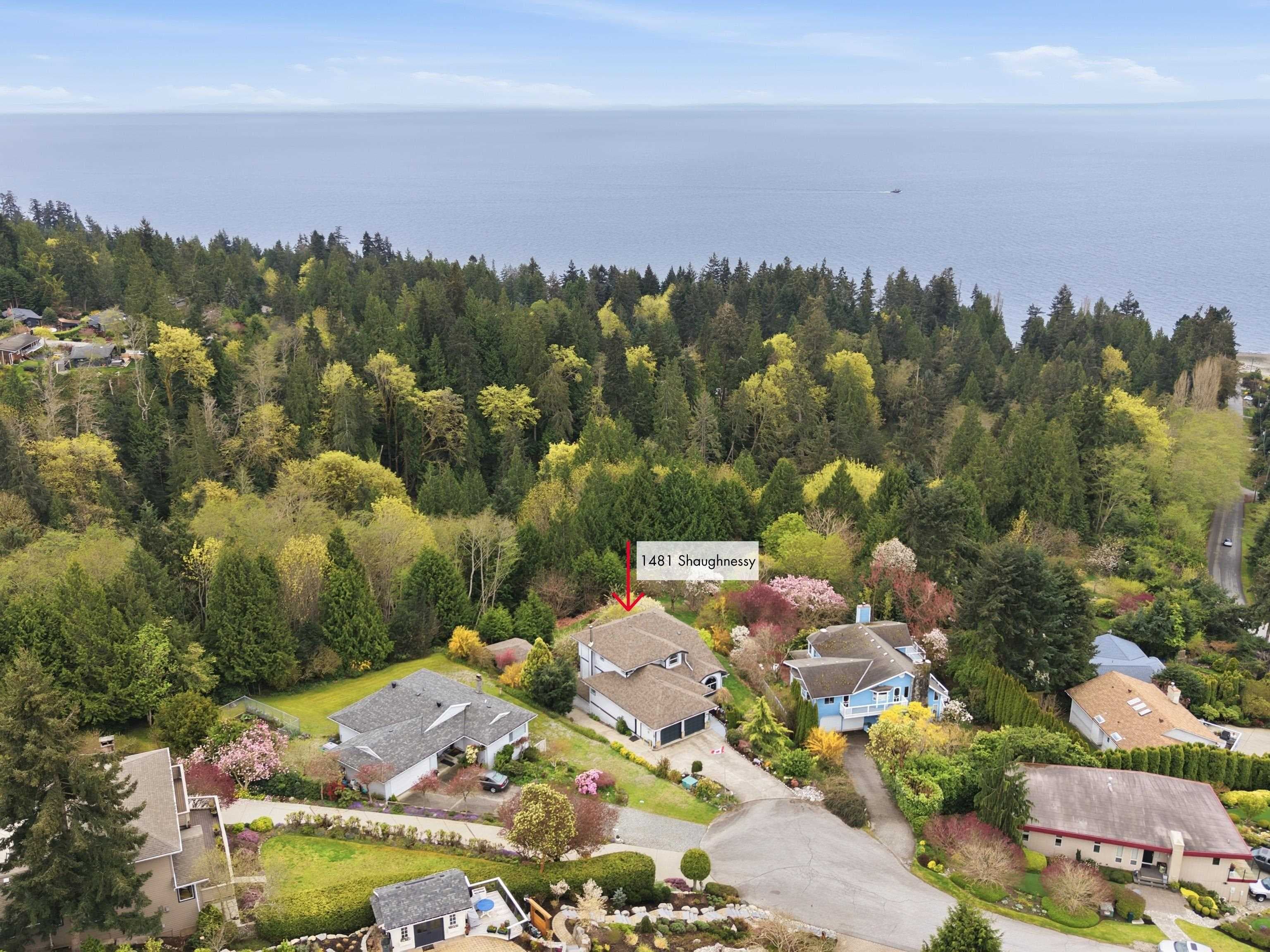 1481 Shaughnessy Place, Gibsons, V0N 1V5 — photo 2