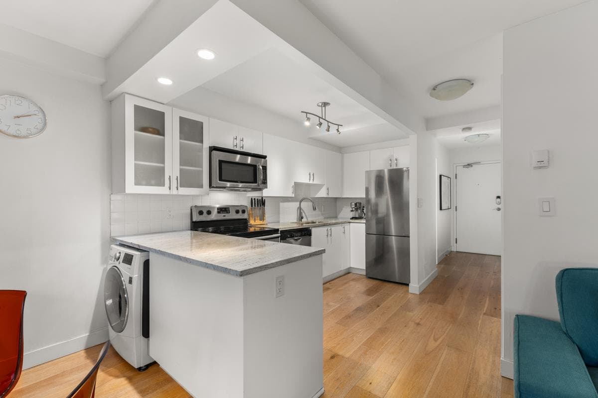 401 - 1819 Pendrell Street, Vancouver, V6G 1T3 — photo 4