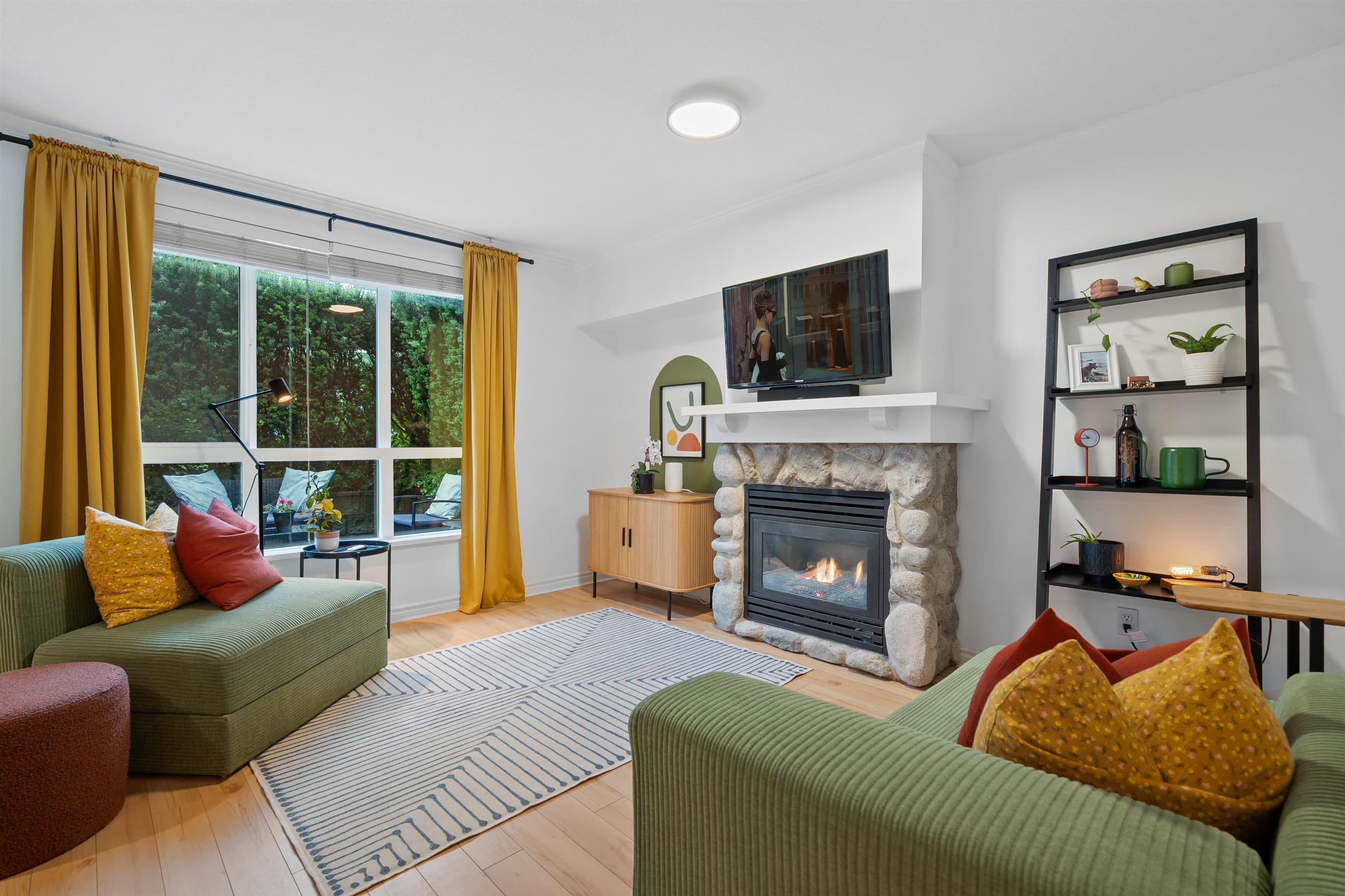 3 - 1005 Lynn Valley Road, North Vancouver, V7J 1Z6 — photo 1
