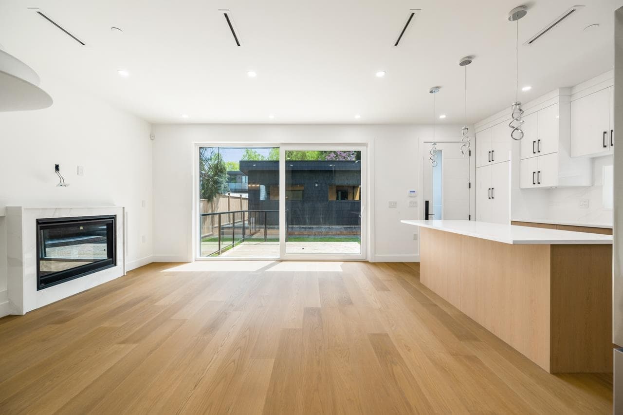 2 - 950 W 17th Avenue, Vancouver, V5Z 1V4 — photo 3