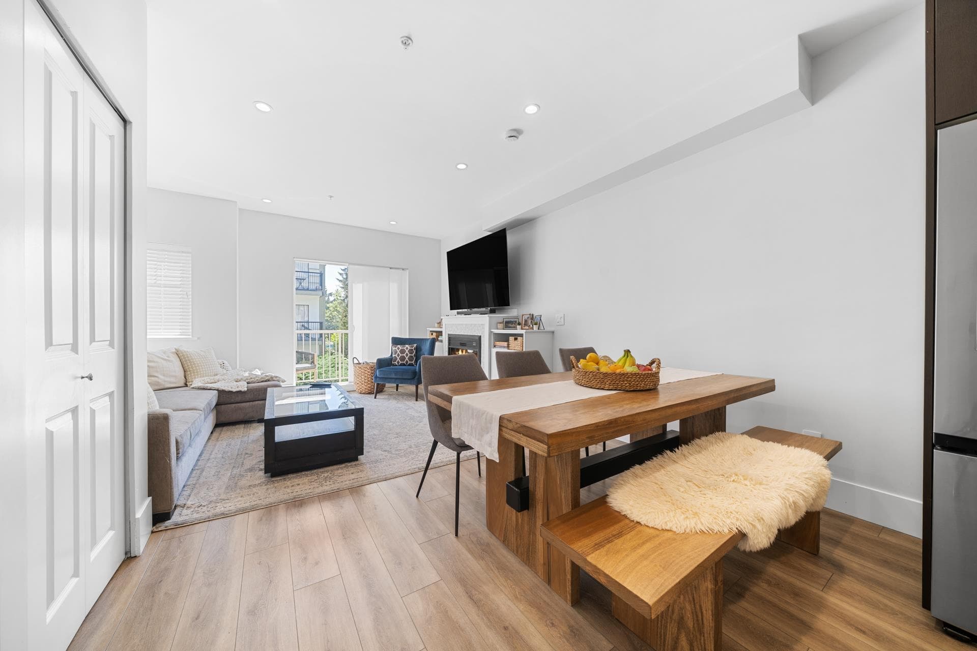 223 - 368 Ellesmere Avenue, Burnaby, V5B 3S9 — photo 5