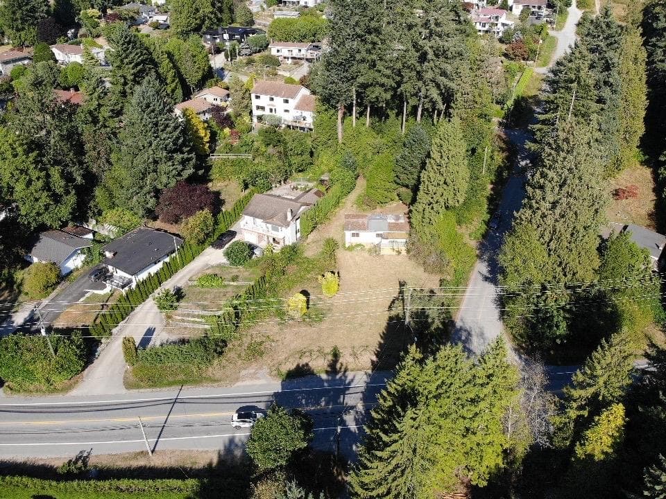 5292 Nestman Road, Sechelt, V7Z 0G6 — photo 3