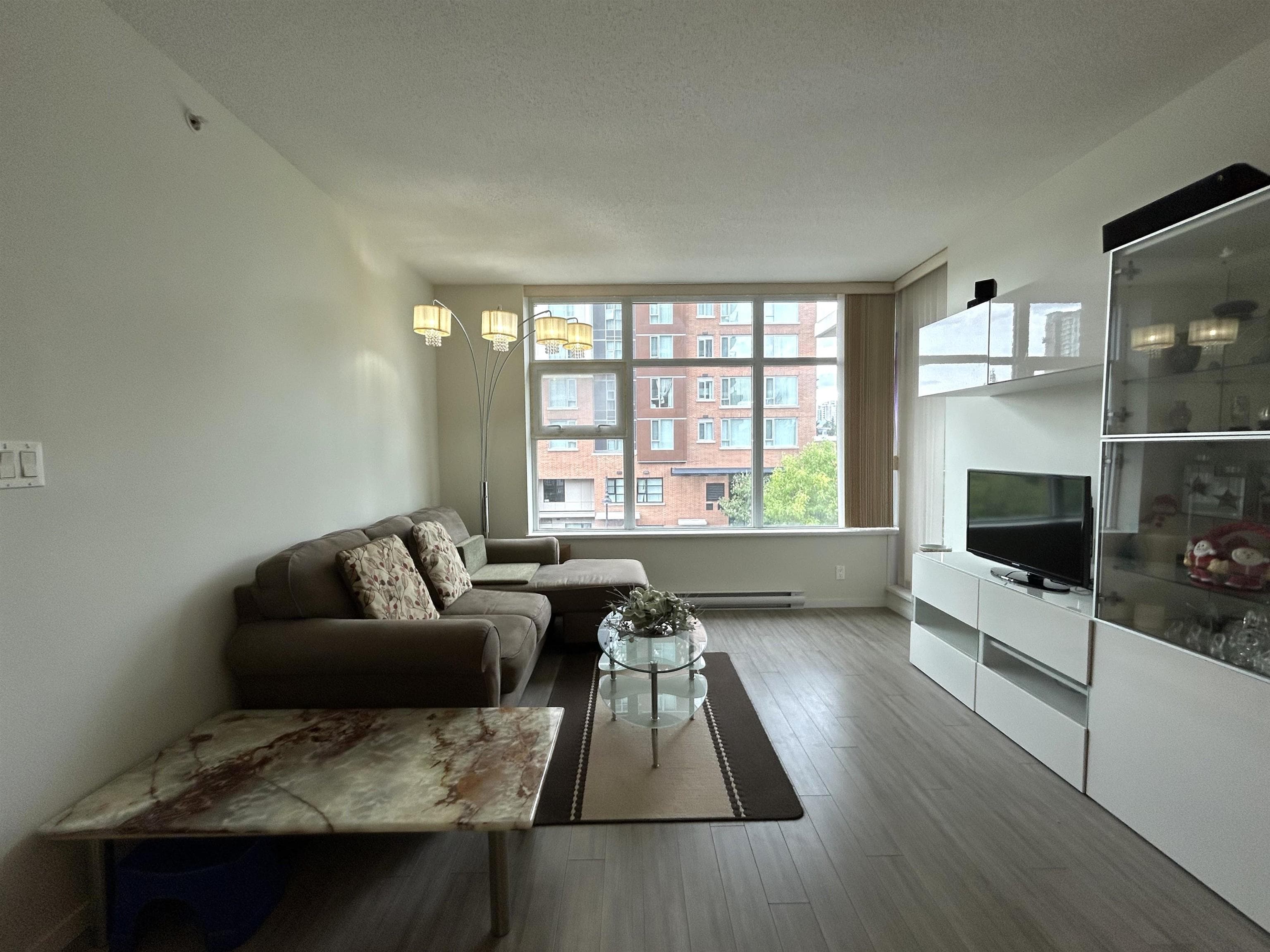 307 - 3102 Windsor Gate, Coquitlam, V3B 0J3 — photo 3