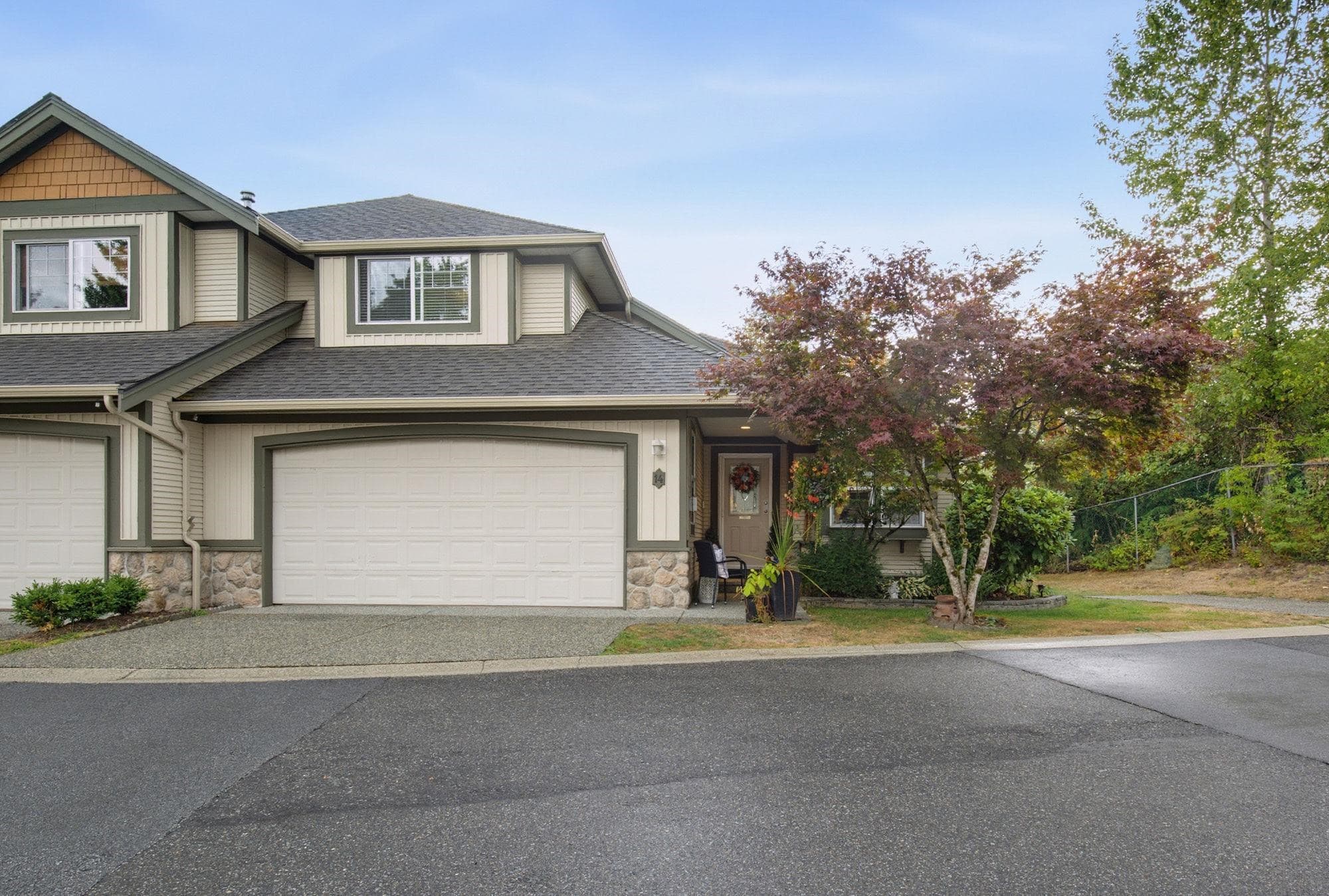 14 - 23281 Kanaka Way, Maple Ridge, V2W 1Z2 — photo 2