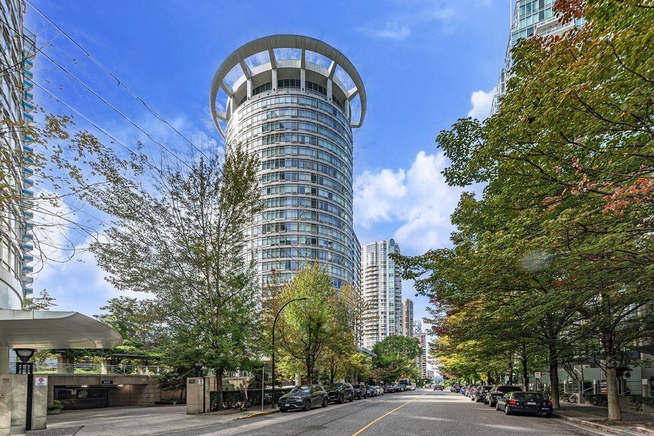 1203 - 1288 Alberni Street, Vancouver, V6E 4N5 — photo 1
