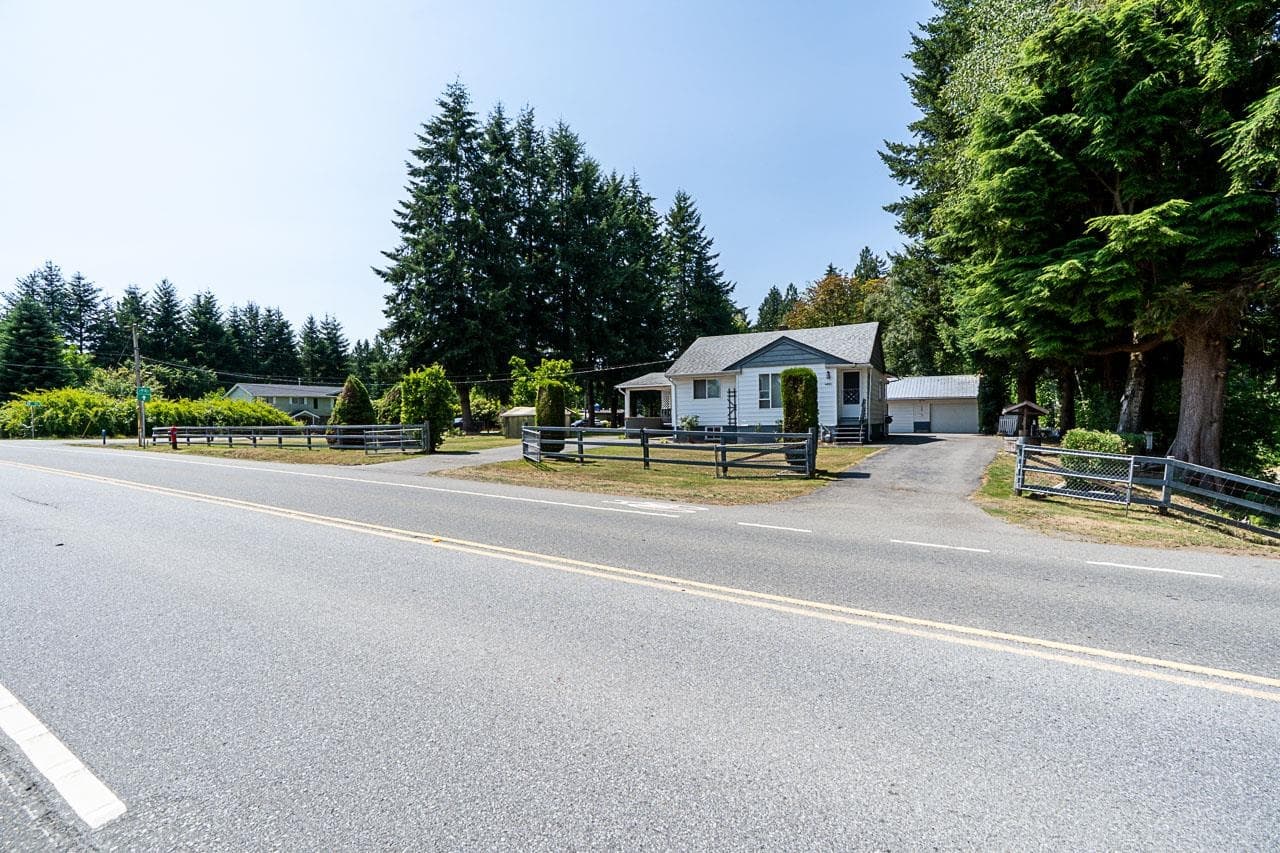 4821 248 Street, Langley, V4W 1C8 — photo 2