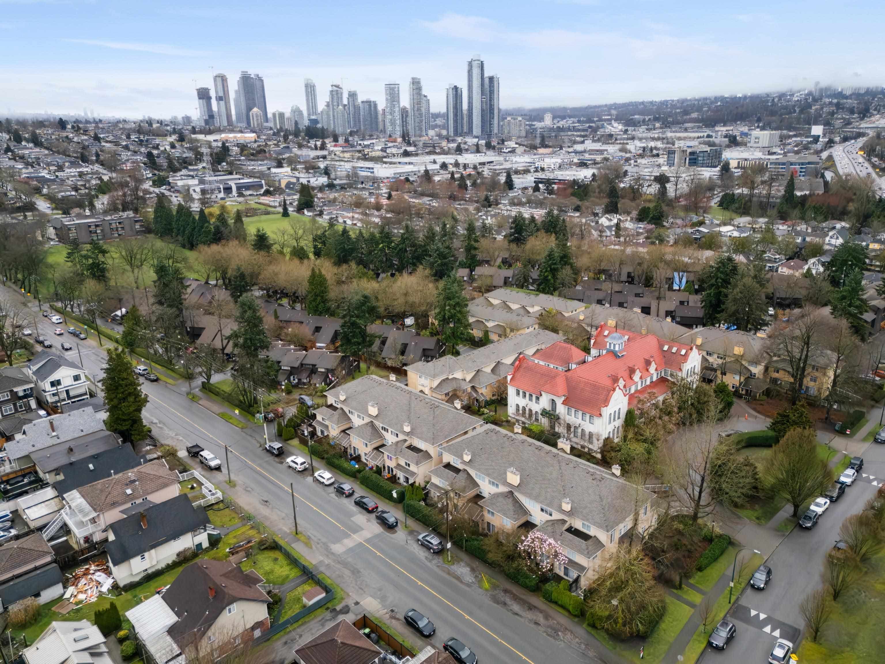 15 - 3428 Adanac Street, Vancouver, V5K 5H5 — photo 1