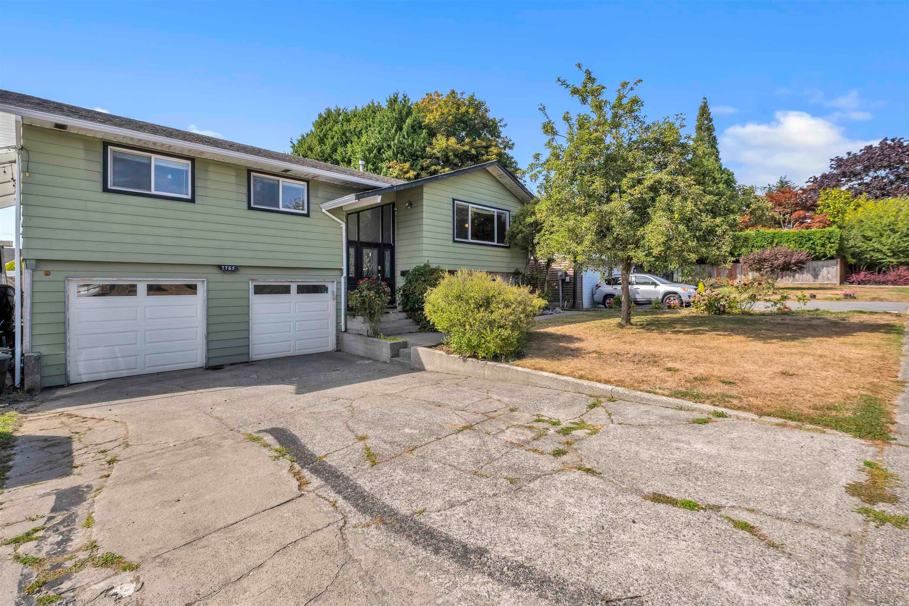 7765 114a Street, Delta, V4C 7E5 — photo 1