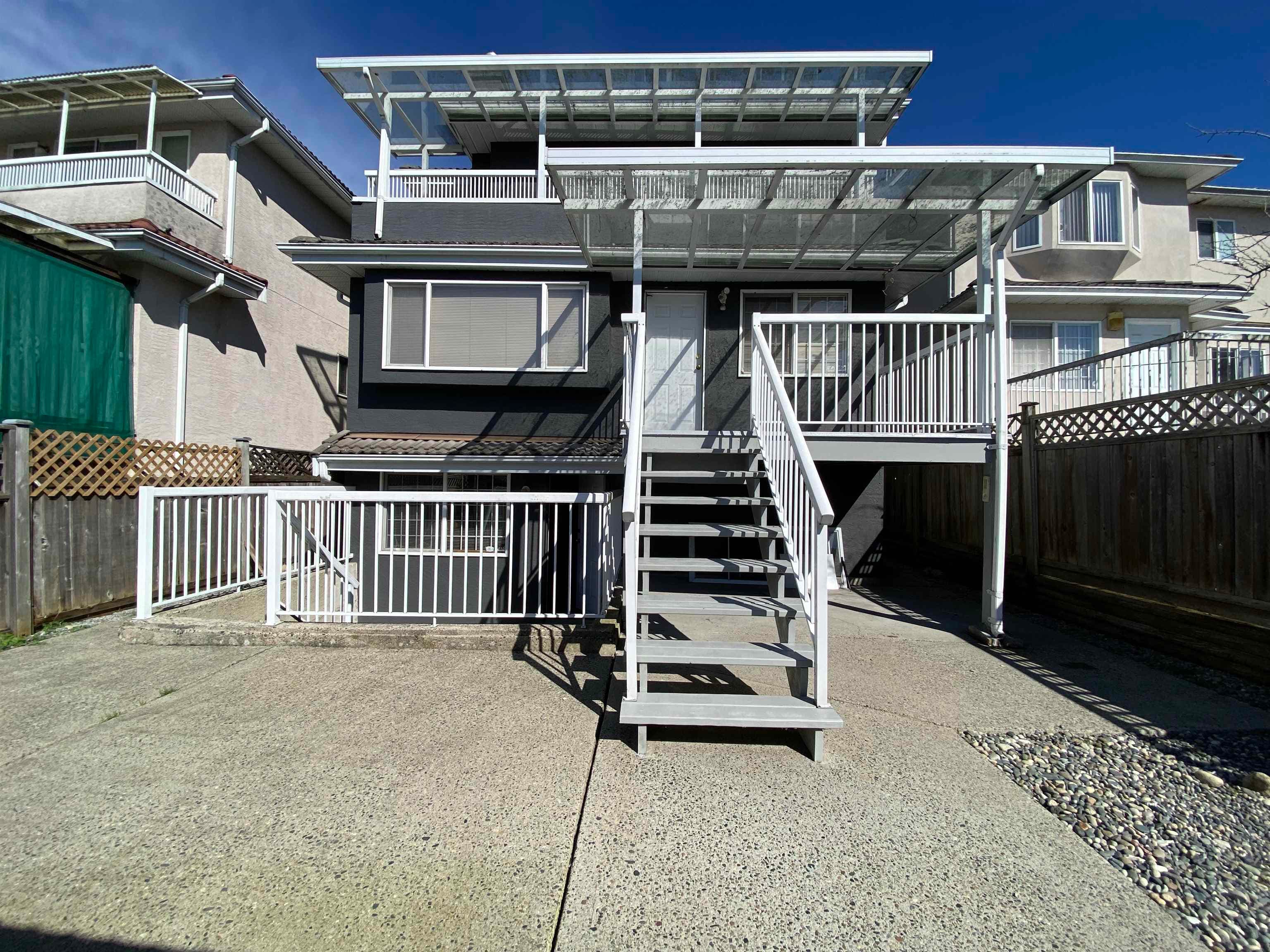 2 Bed Suite - 5536 Neville Street, Burnaby