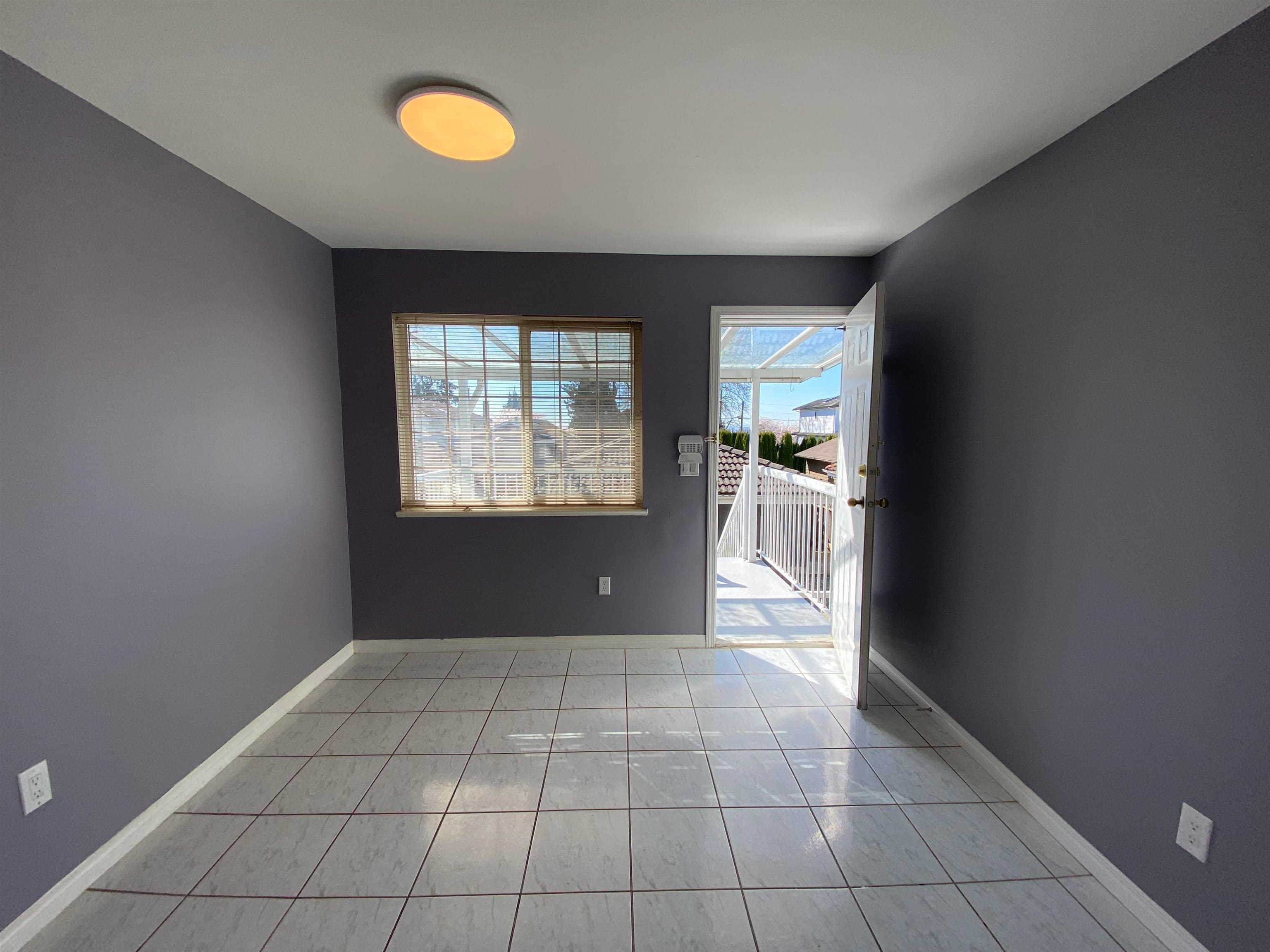2 Bed Suite - 5536 Neville Street, Burnaby, V5J 2H7 — photo 4