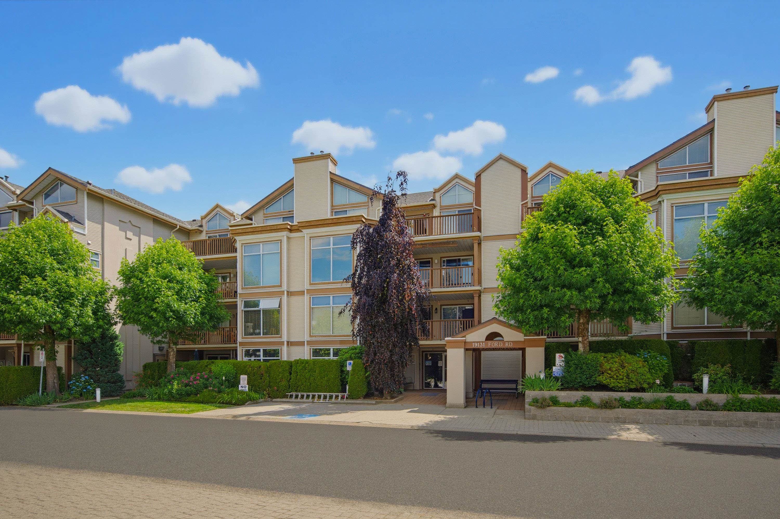 206 - 19131 Ford Road, Pitt Meadows, V3Y 2R5 — photo 1
