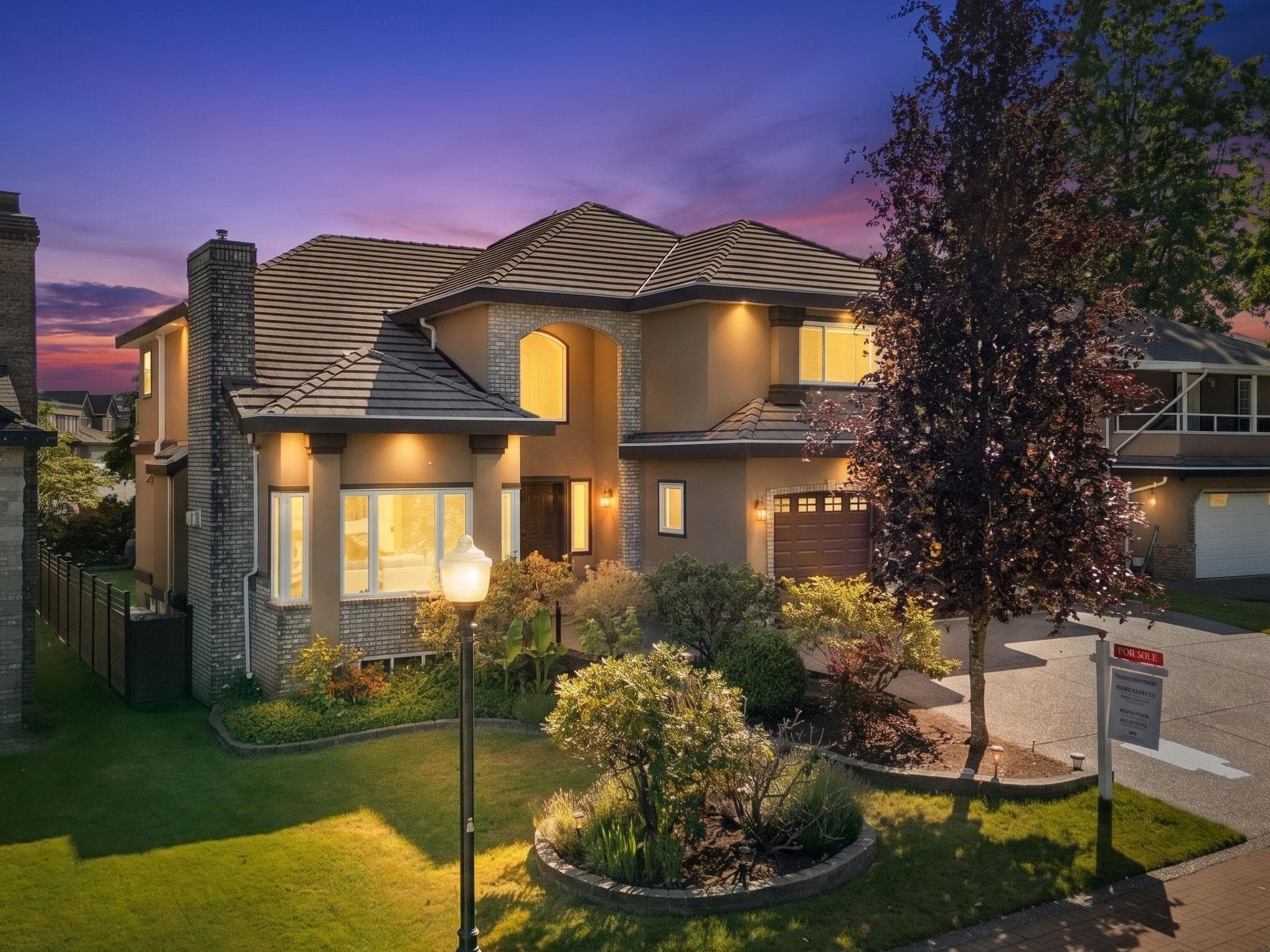 2594 Palisade Crescent, Port Coquitlam, V3C 6B2 — photo 1