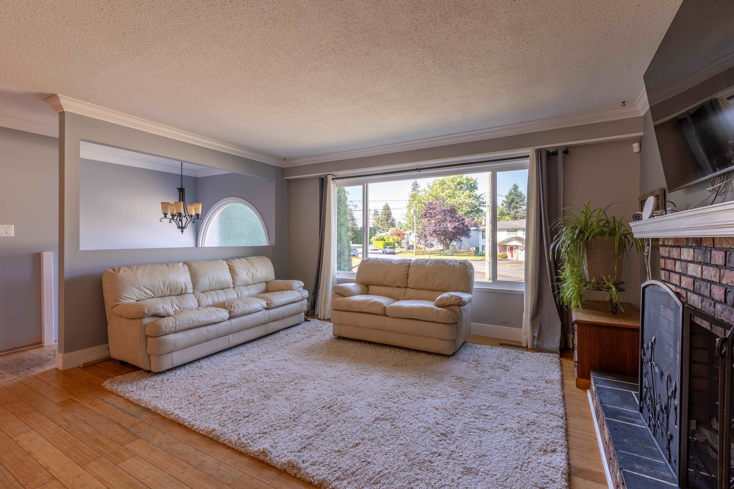 2164 Opal Place, Abbotsford, V2T 3T5 — photo 3
