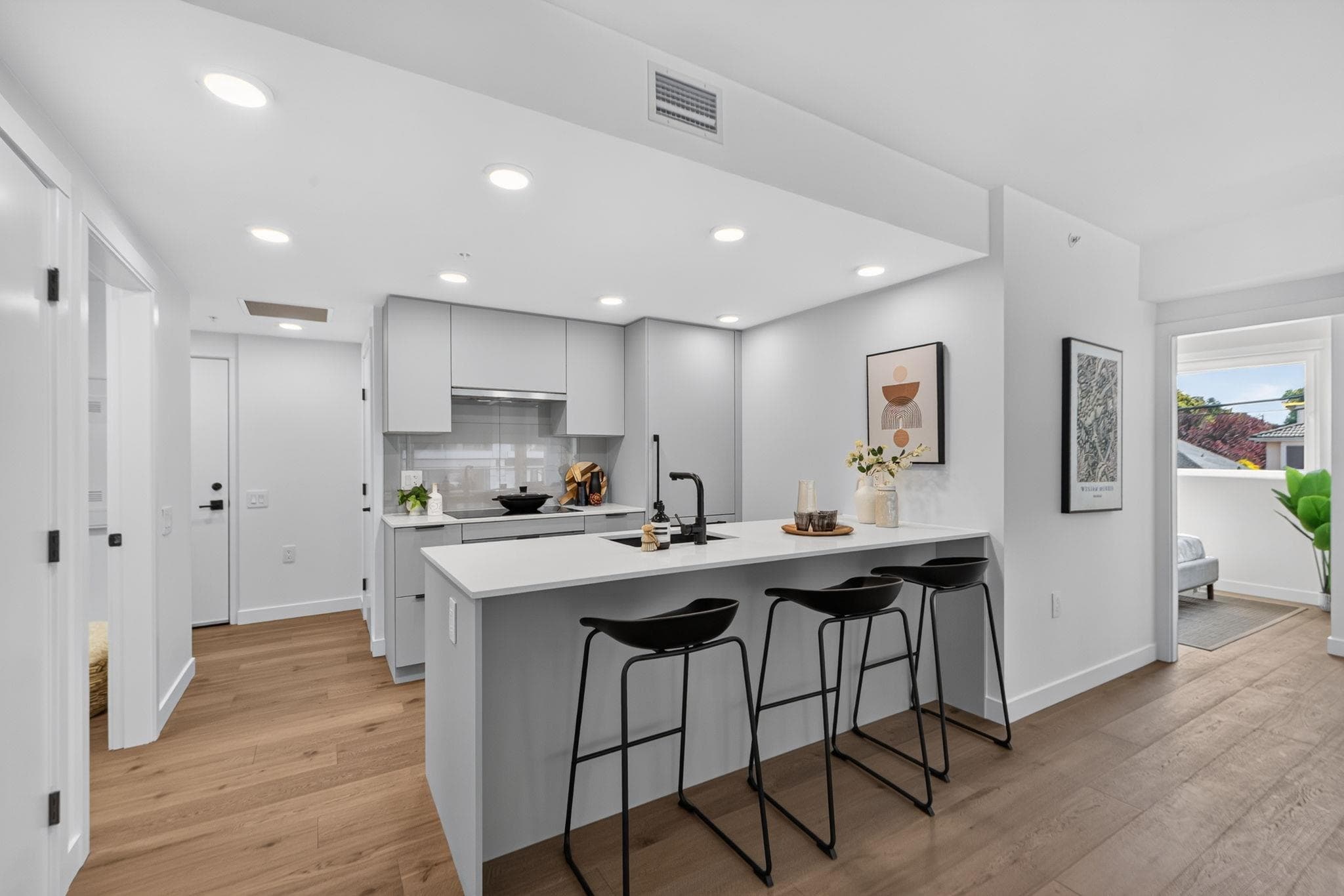 202 - 8030 Oak Street, Vancouver, V6P 0M9 — photo 4