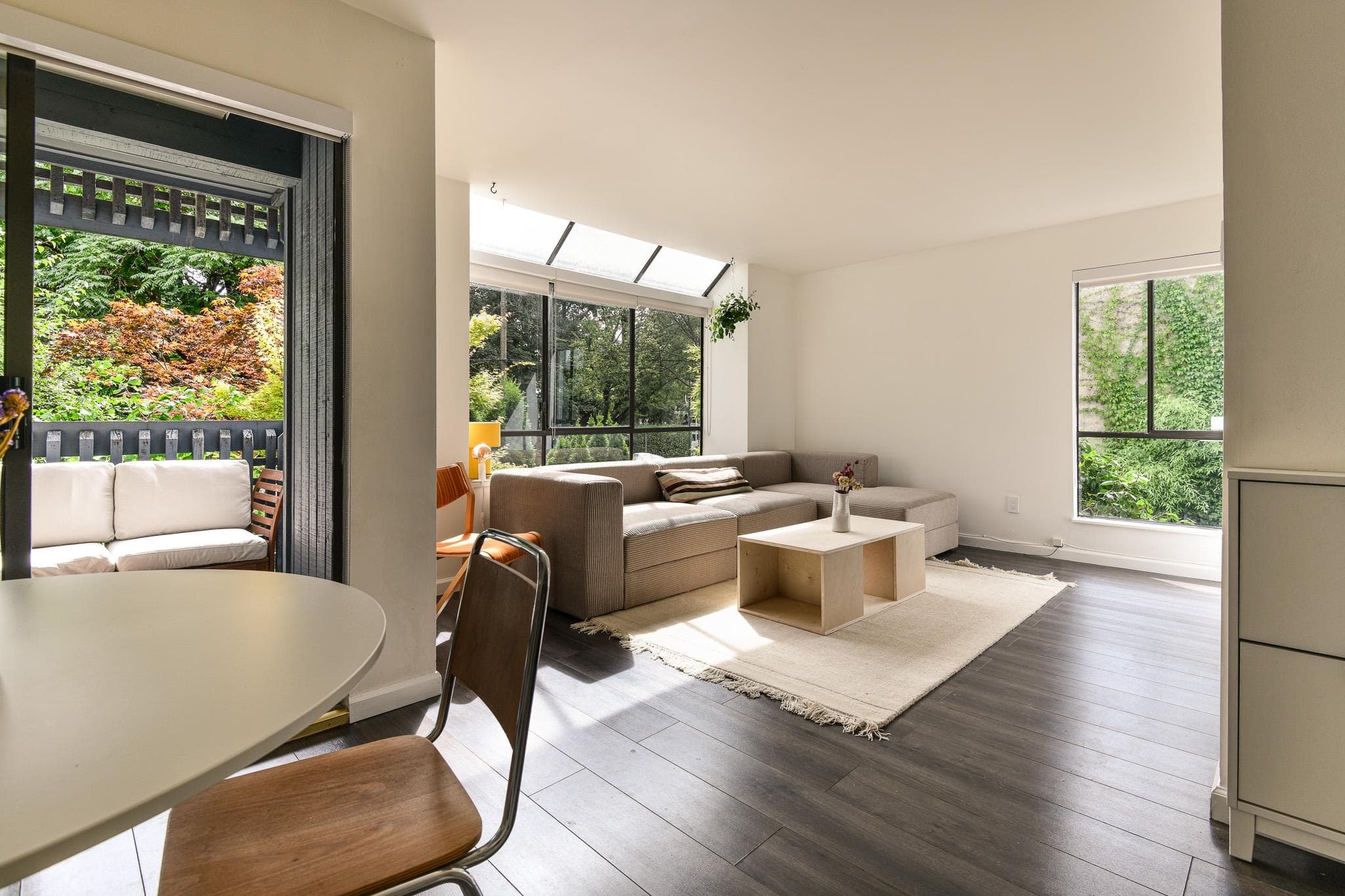 209 - 2173 W 6 Avenue, Vancouver, V6K 1V5 — photo 2