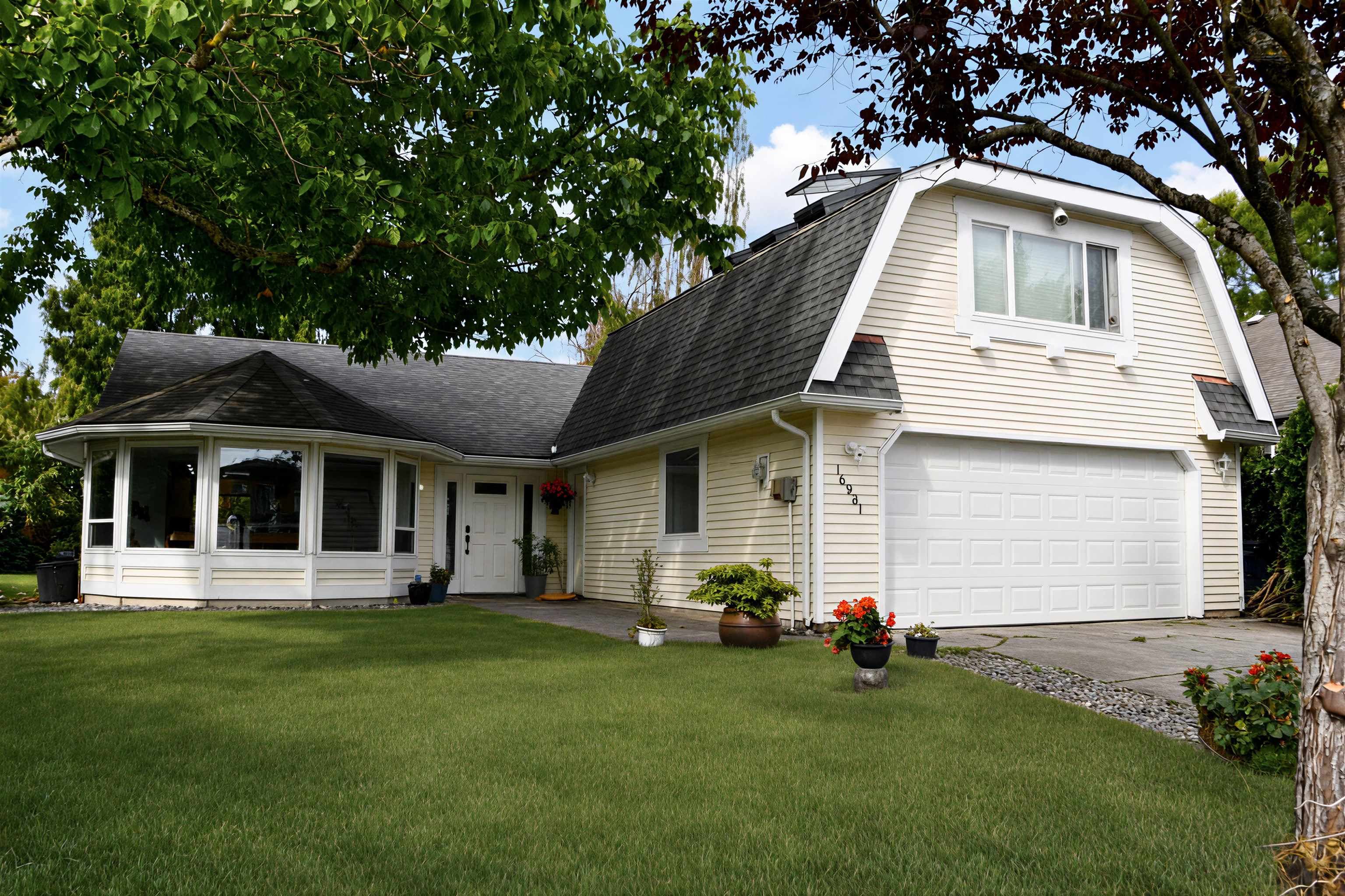 16281 11 Avenue, Surrey