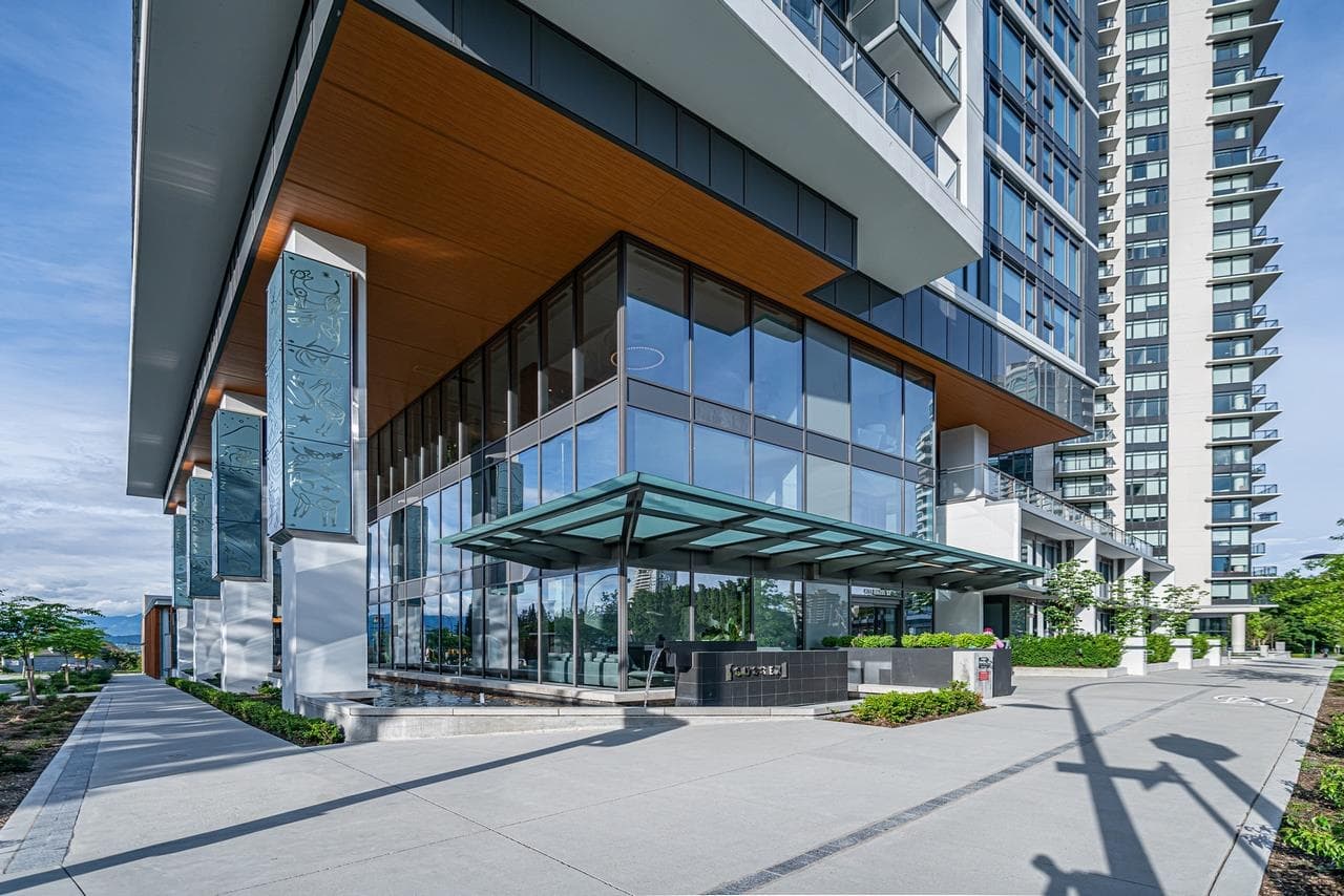 1902 - 4711 Hazel Street, Burnaby, V5H 0J9 — photo 2