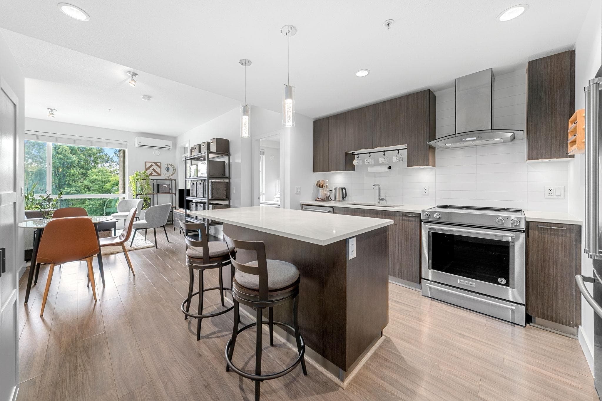 412 - 719 W 3rd Street, North Vancouver, V7M 0E7 — photo 5