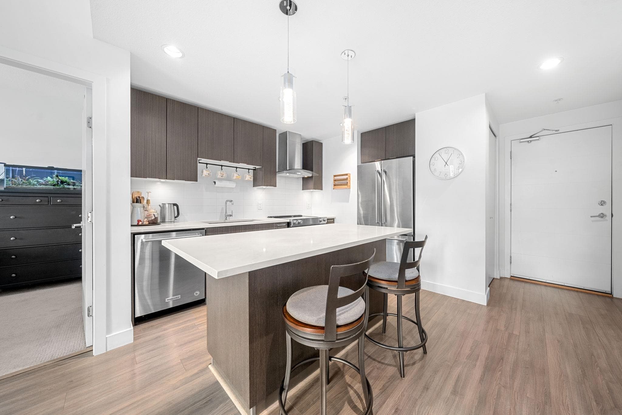 412 - 719 W 3rd Street, North Vancouver, V7M 0E7 — photo 4