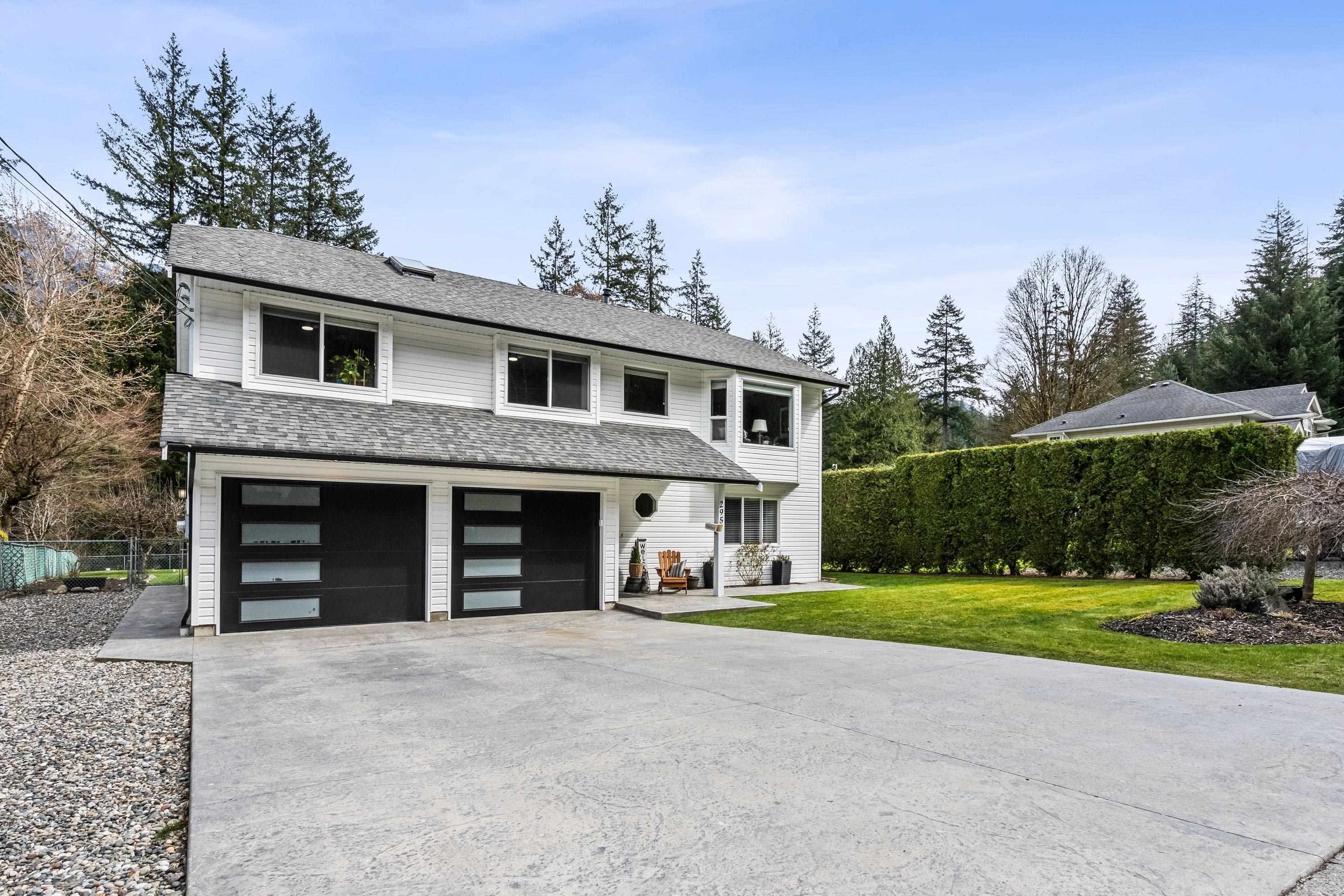 295 Forrest Crescent, Hope, V0X 1L4 — photo 2