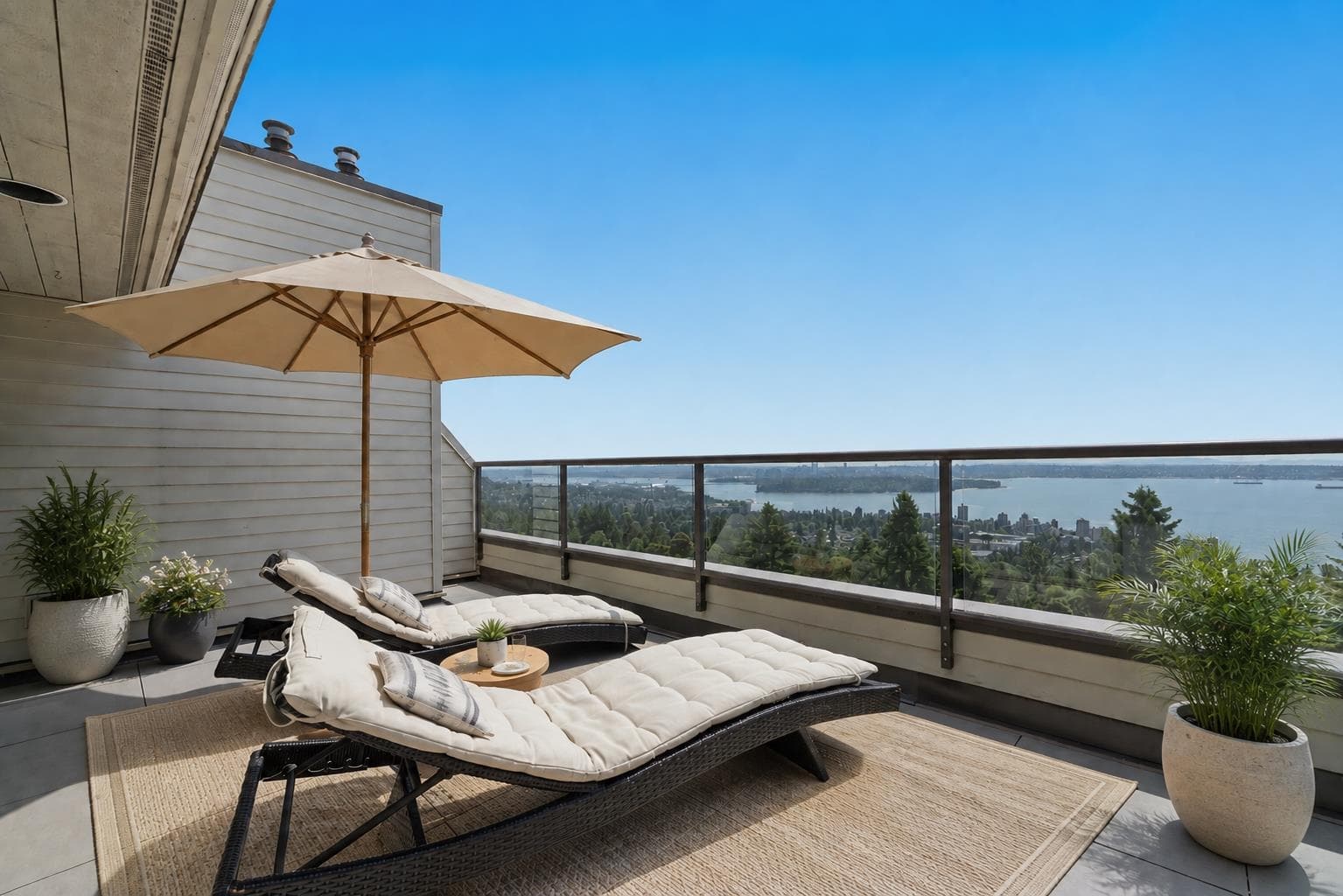 41 - 2238 Folkestone Way, West Vancouver