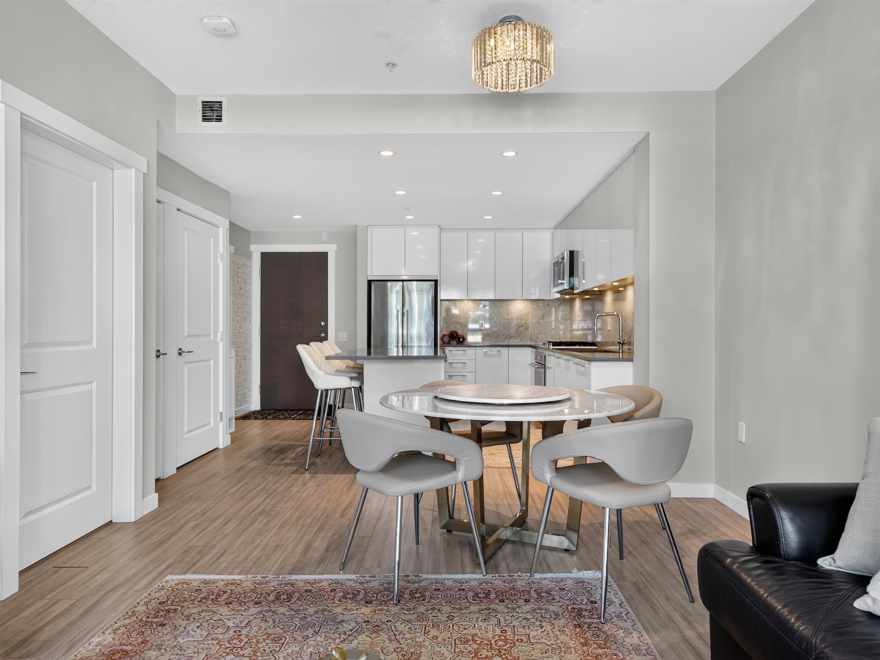304 - 2663 Library Lane, North Vancouver, V7J 0B9 — photo 4
