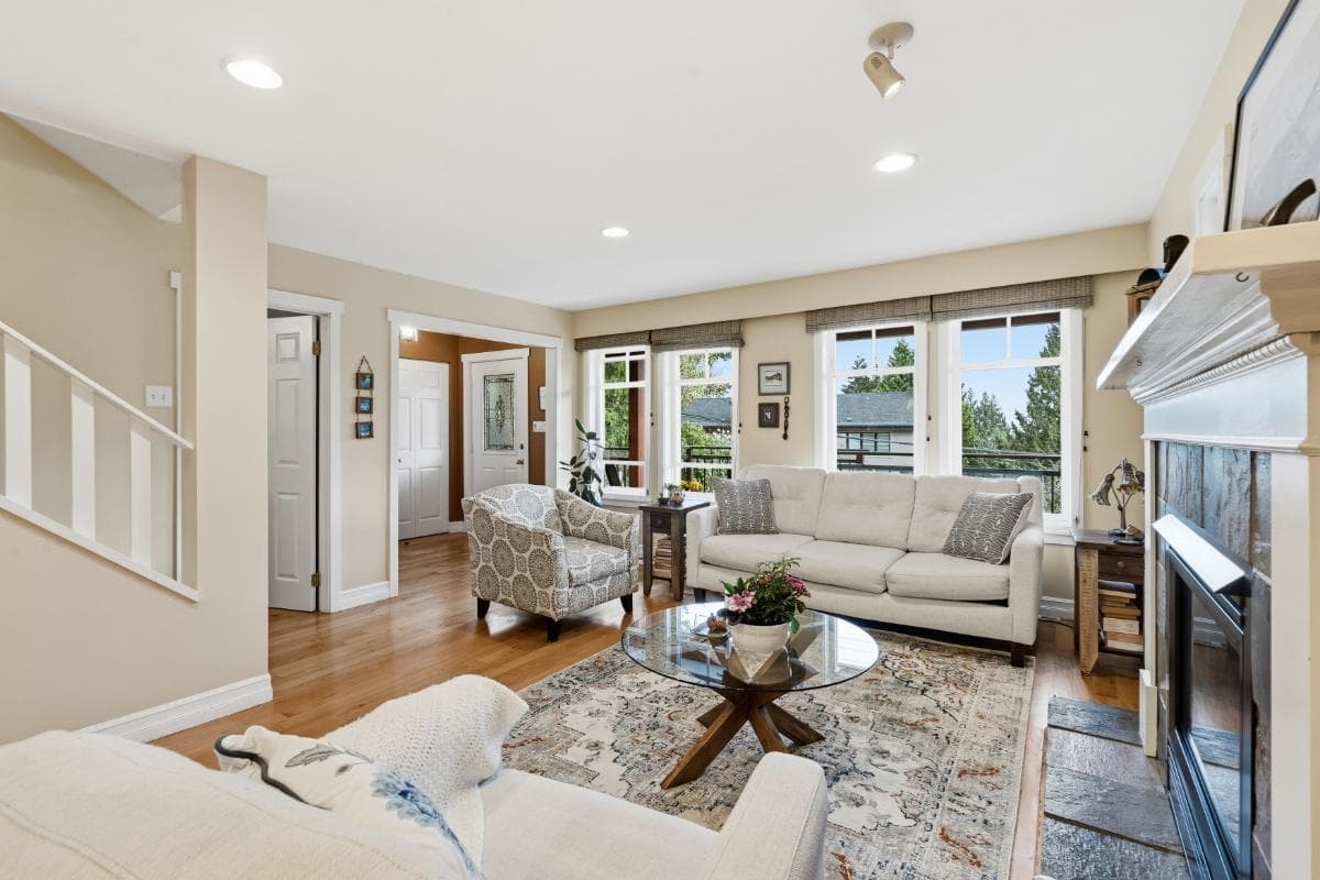 272 E Osborne Road, North Vancouver, V7N 1M1 — photo 4