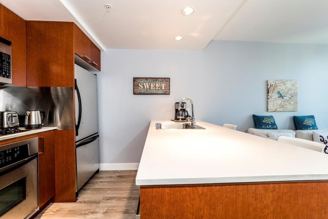 1704 - 1255 Seymour Street, Vancouver, V6B 0H1 — photo 3
