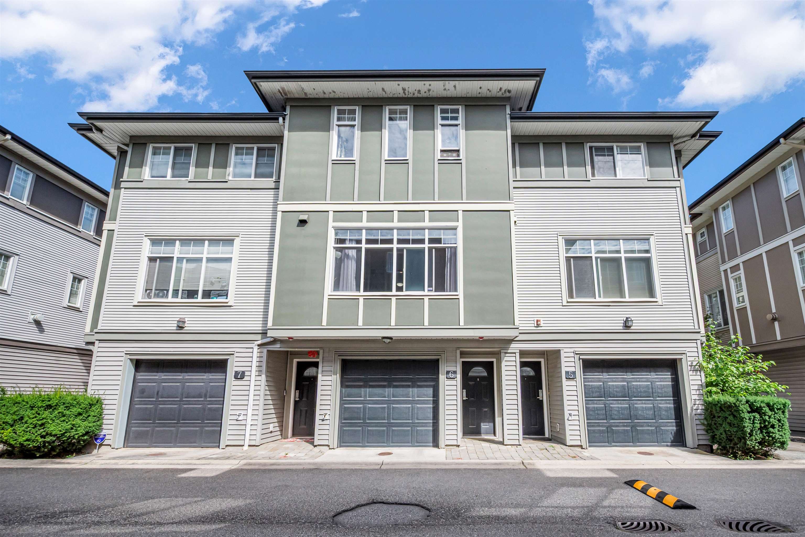6 - 1010 Ewen Avenue, New Westminster, V3M 5C9 — photo 1