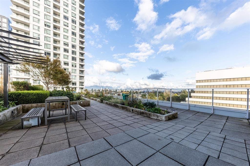 3203 - 5665 Boundary Road, Vancouver, V5R 0E4 — photo 2