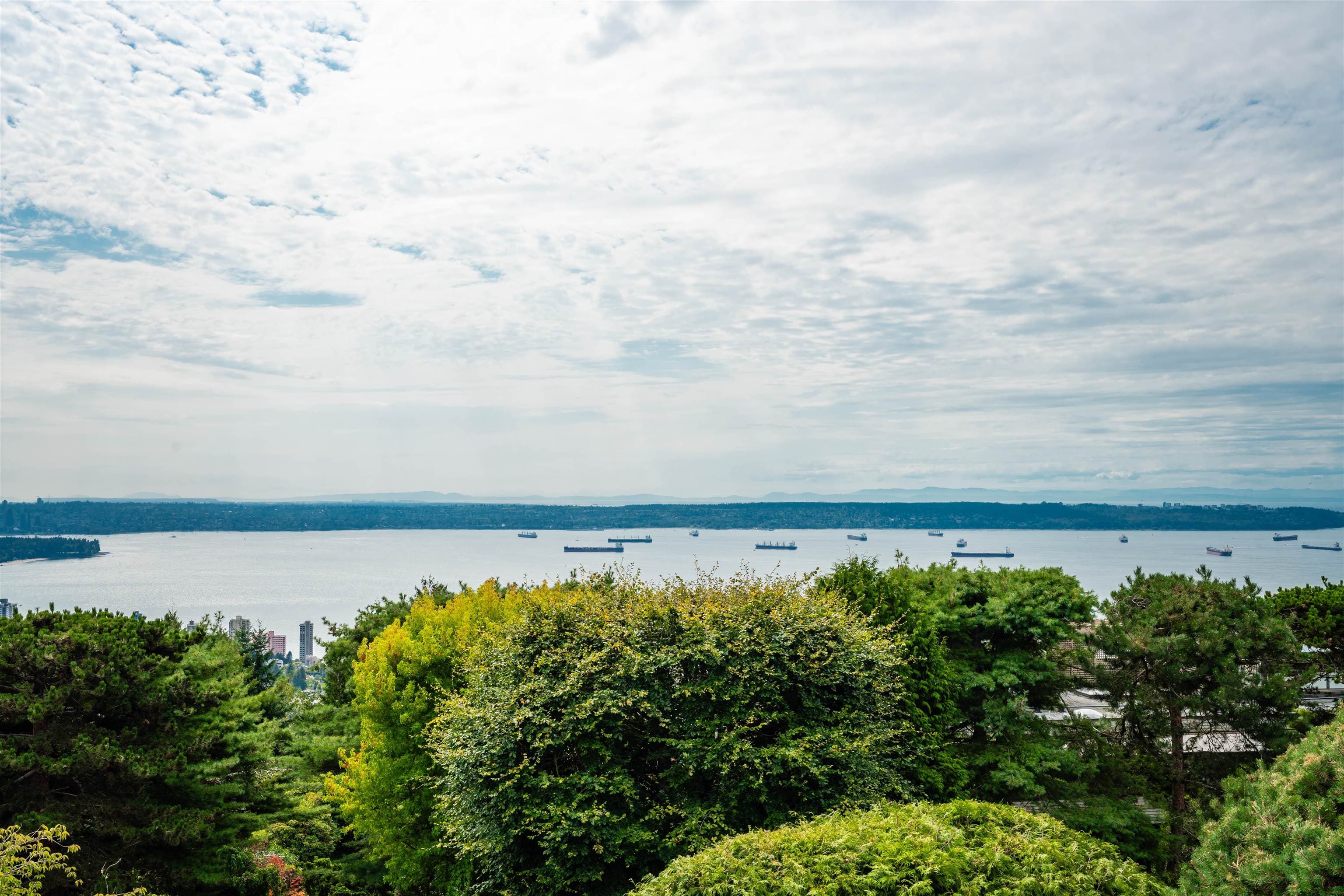 1 - 2278 Folkestone Way, West Vancouver, V7S 2X7 — photo 2