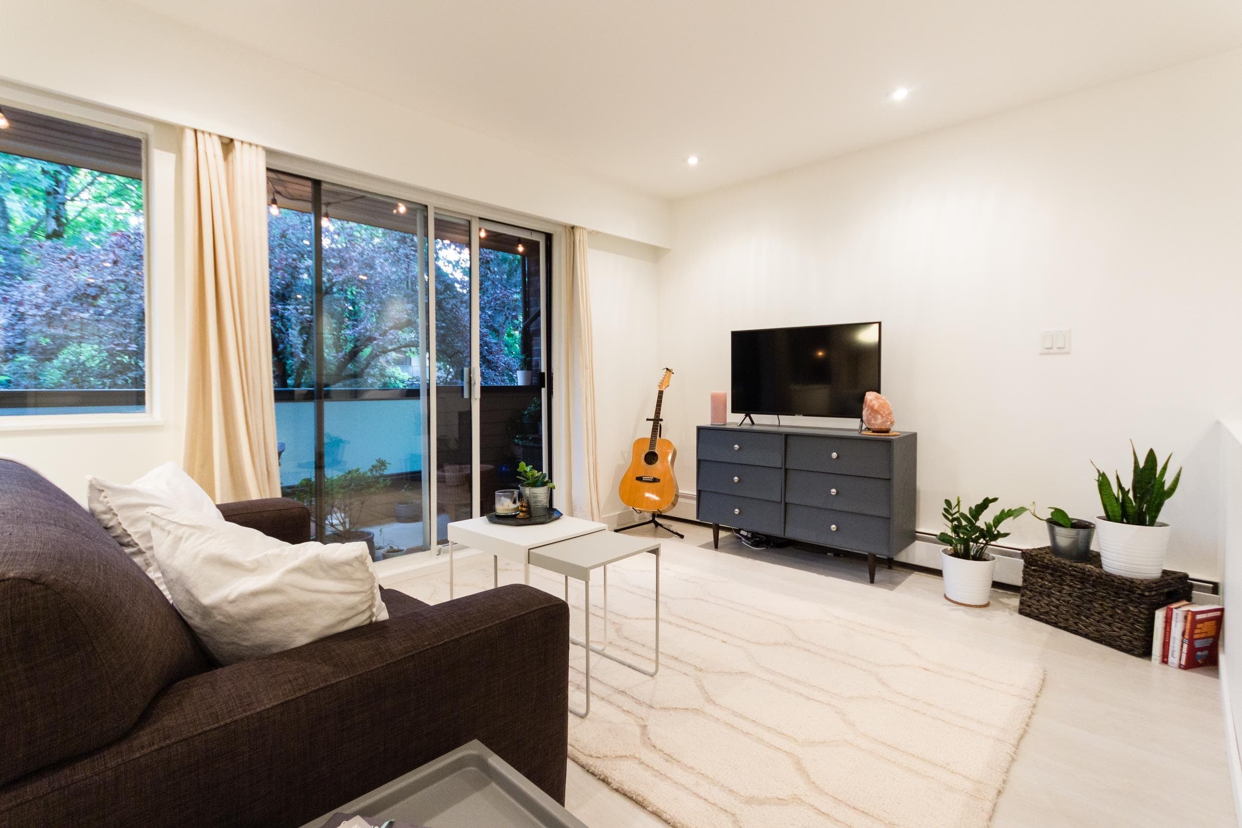 219 - 2190 W 7th Avenue, Vancouver