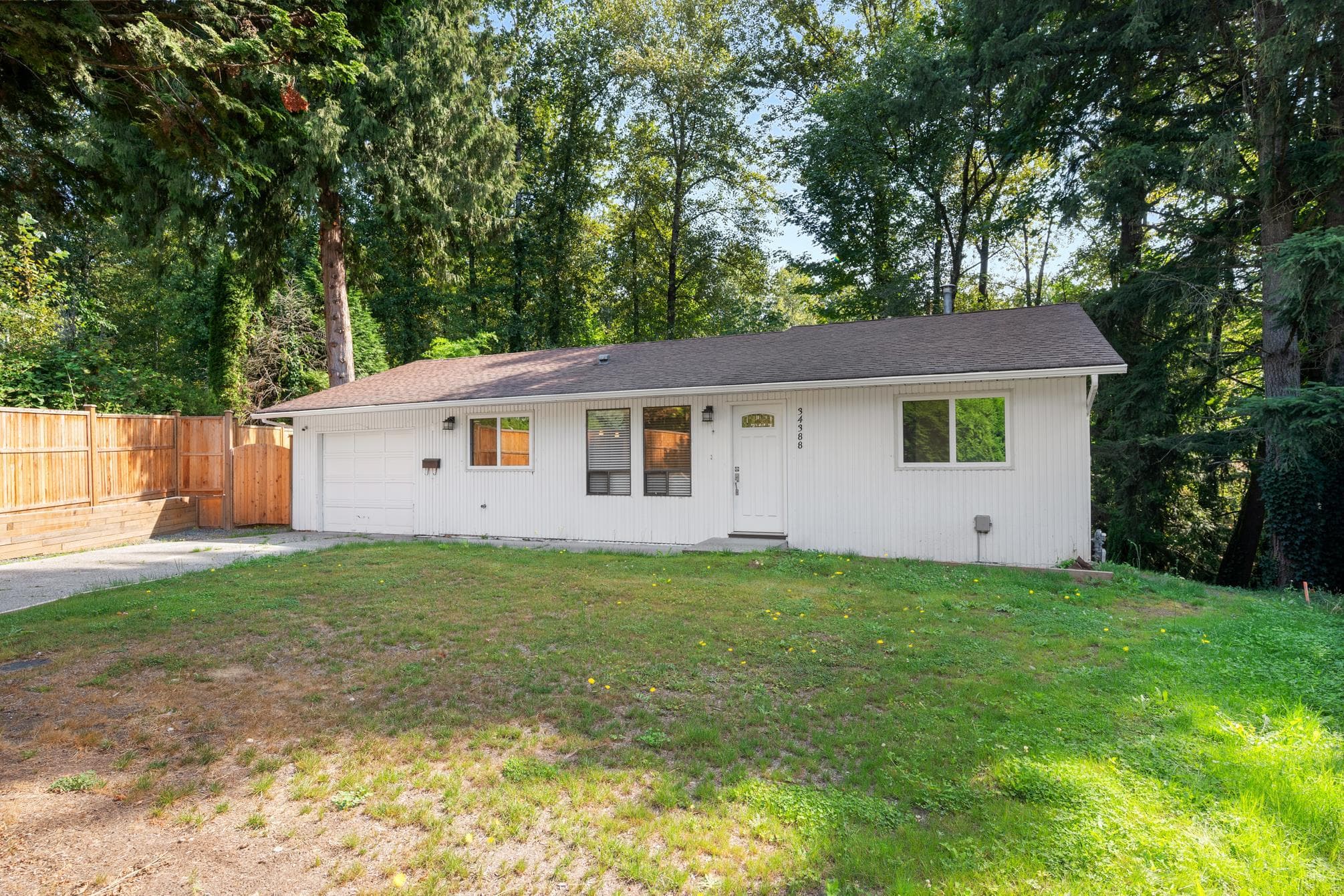 34388 Russet Place, Abbotsford, V2S 5E2 — photo 2