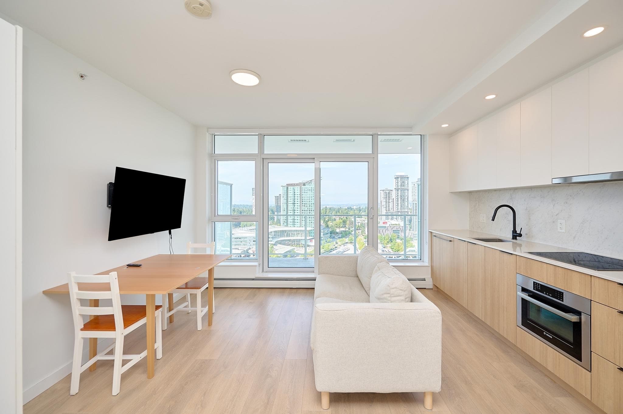 2610 - 13685 102 Avenue, Surrey, V3T 1N7 — photo 5