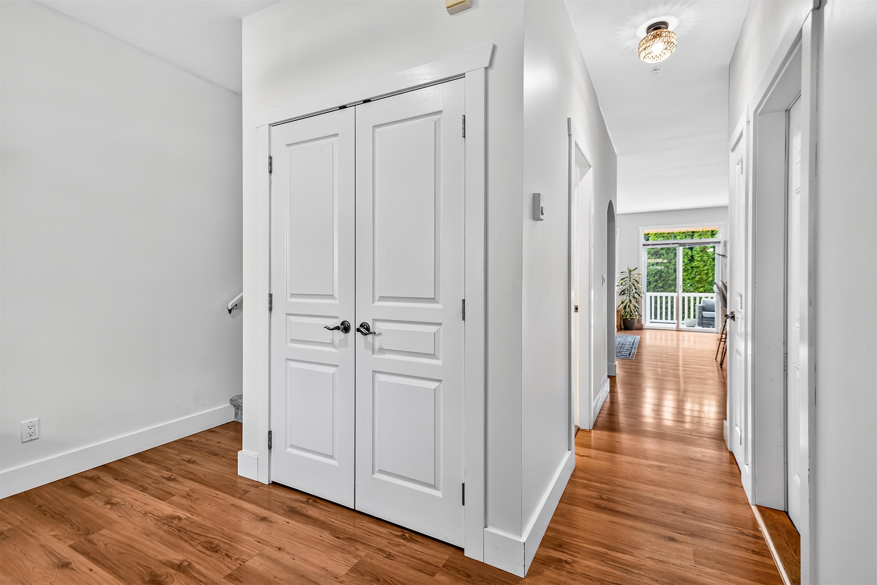 4 - 809 North Road, Gibsons, V0N 1V9 — photo 5