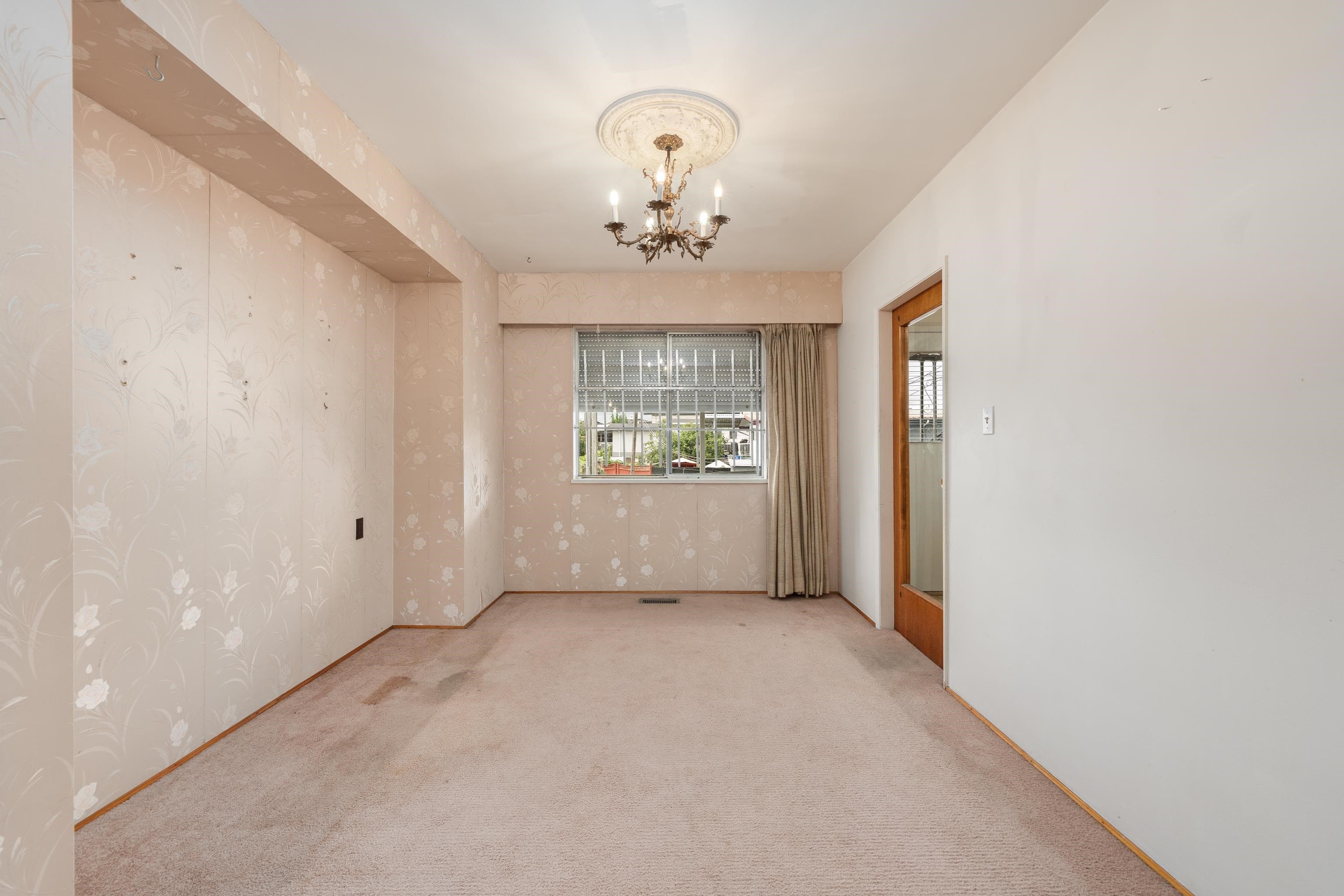 4561 Manor Street, Vancouver, V5R 3X4 — photo 5