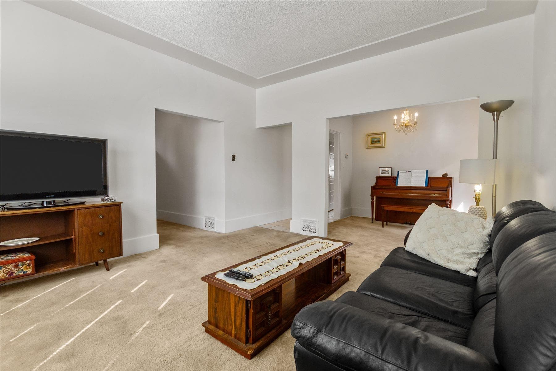 2461 Dundas Street, Vancouver, V5K 1P5 — photo 4