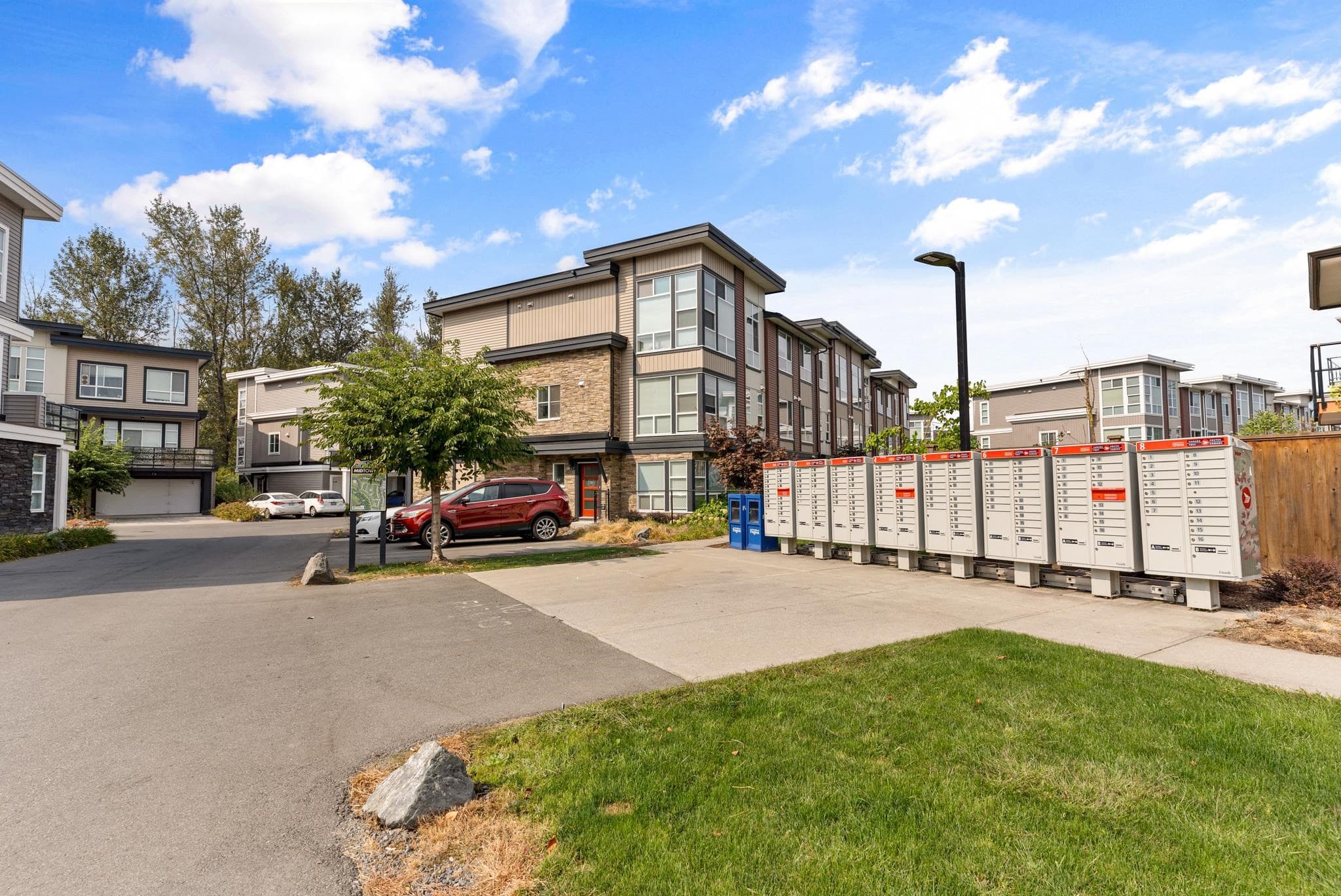 16 - 8413 Midtown Way, Chilliwack, V2P 0G7 — photo 2