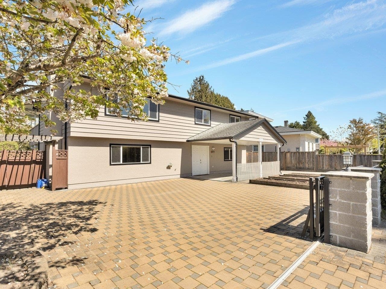 6500 Azure Road, Richmond, V7C 2R9 — photo 1