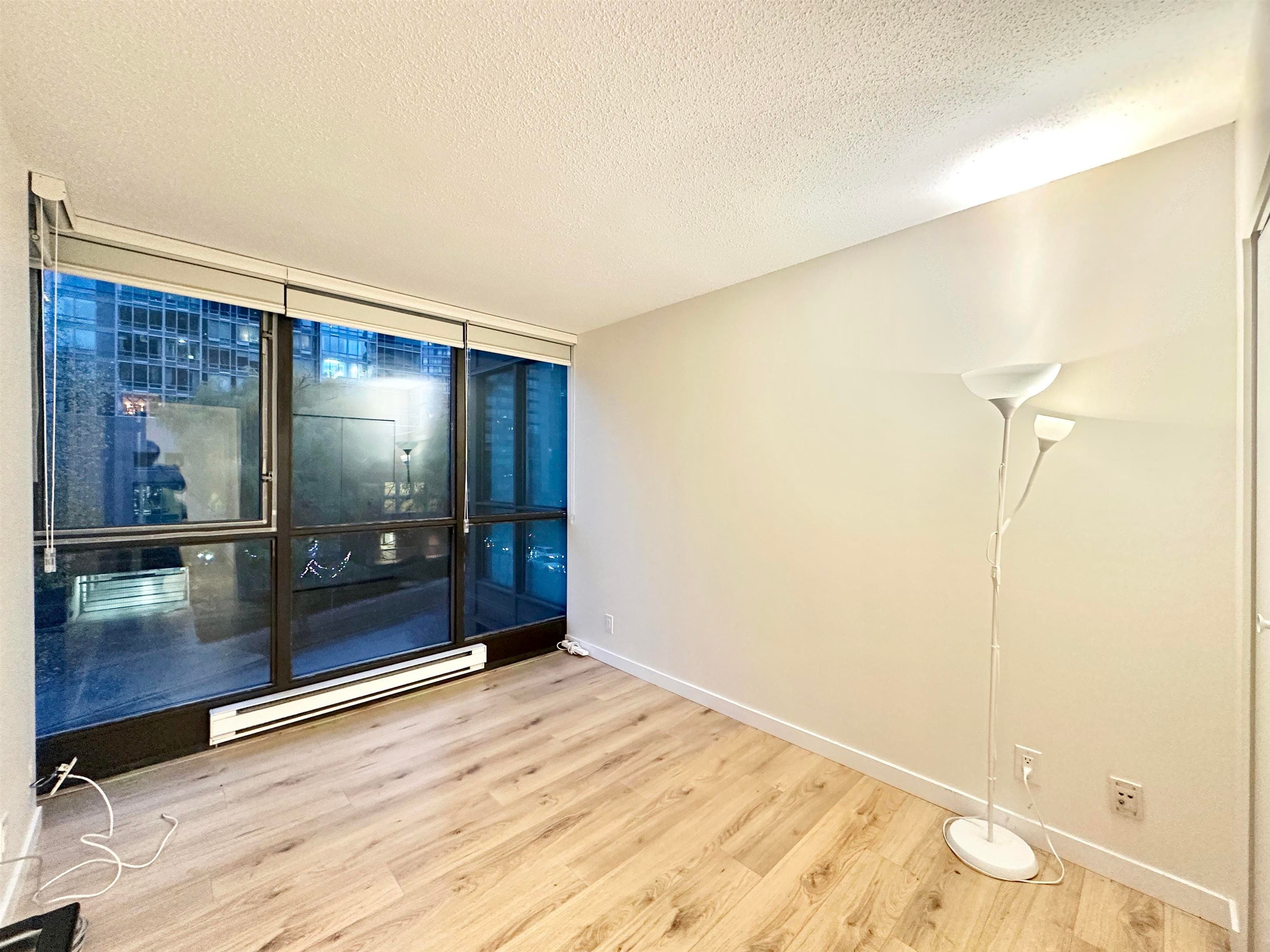 302 - 1331 Alberni Street, Vancouver, V6E 4S1 — photo 2