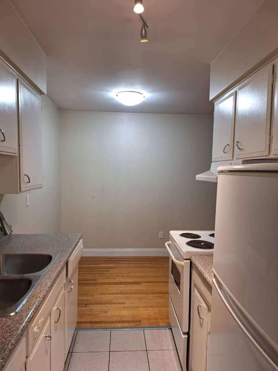 1404 E 57th Avenue, Vancouver, V5P 2A9 — photo 3
