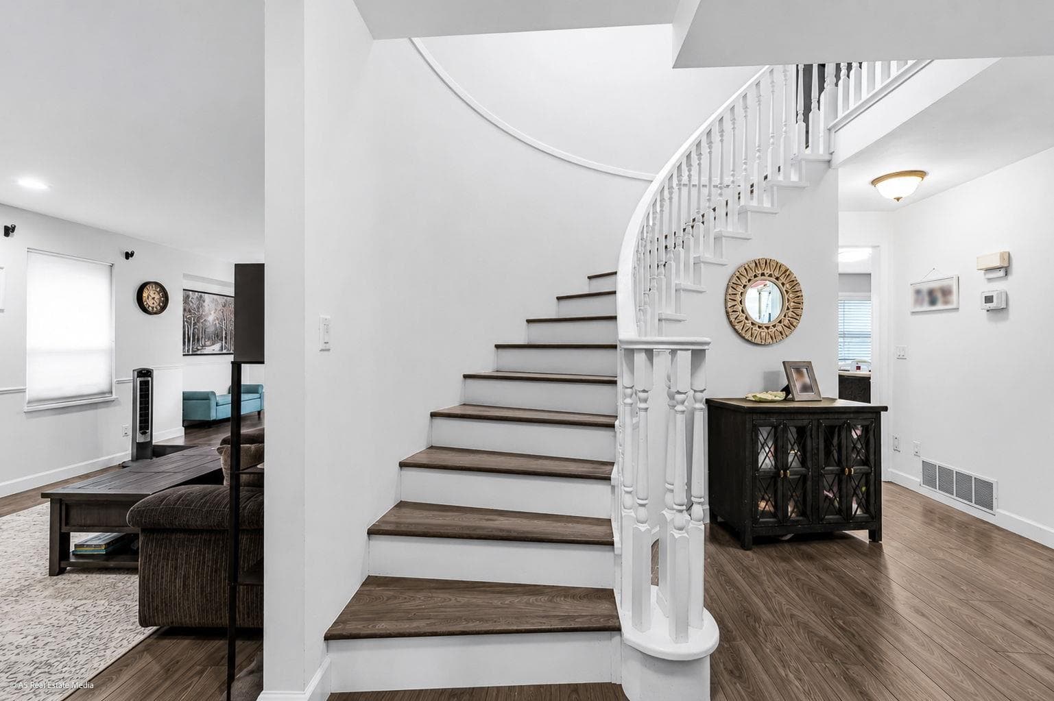 Upper - 16375 Middleglen Place, Surrey, V4N 1X7 — photo 5
