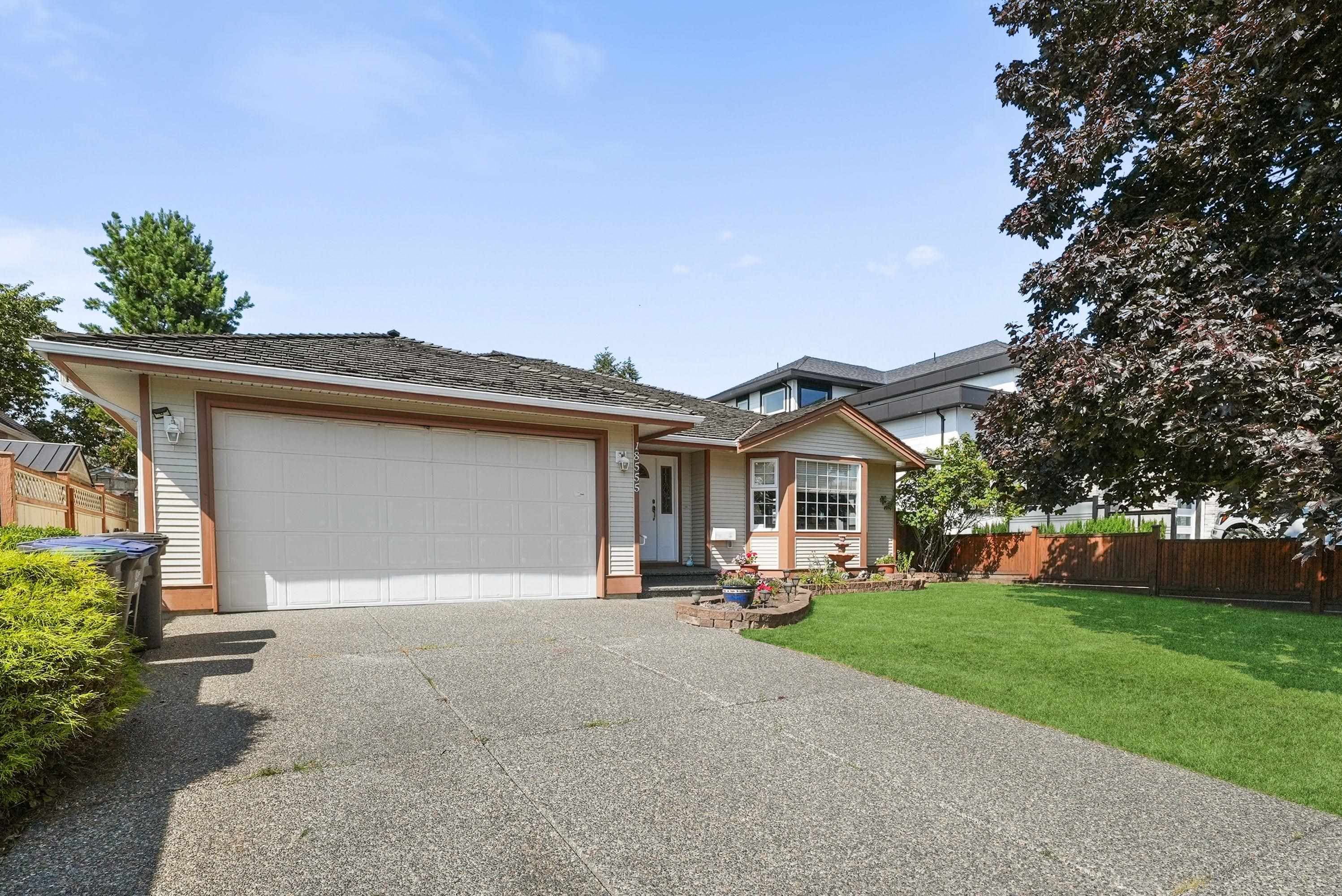 18555 57 Avenue, Surrey, V3S 7T1 — photo 1