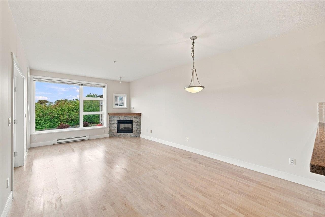 323 - 4500 Westwater Drive, Richmond, V7E 6S1 — photo 5